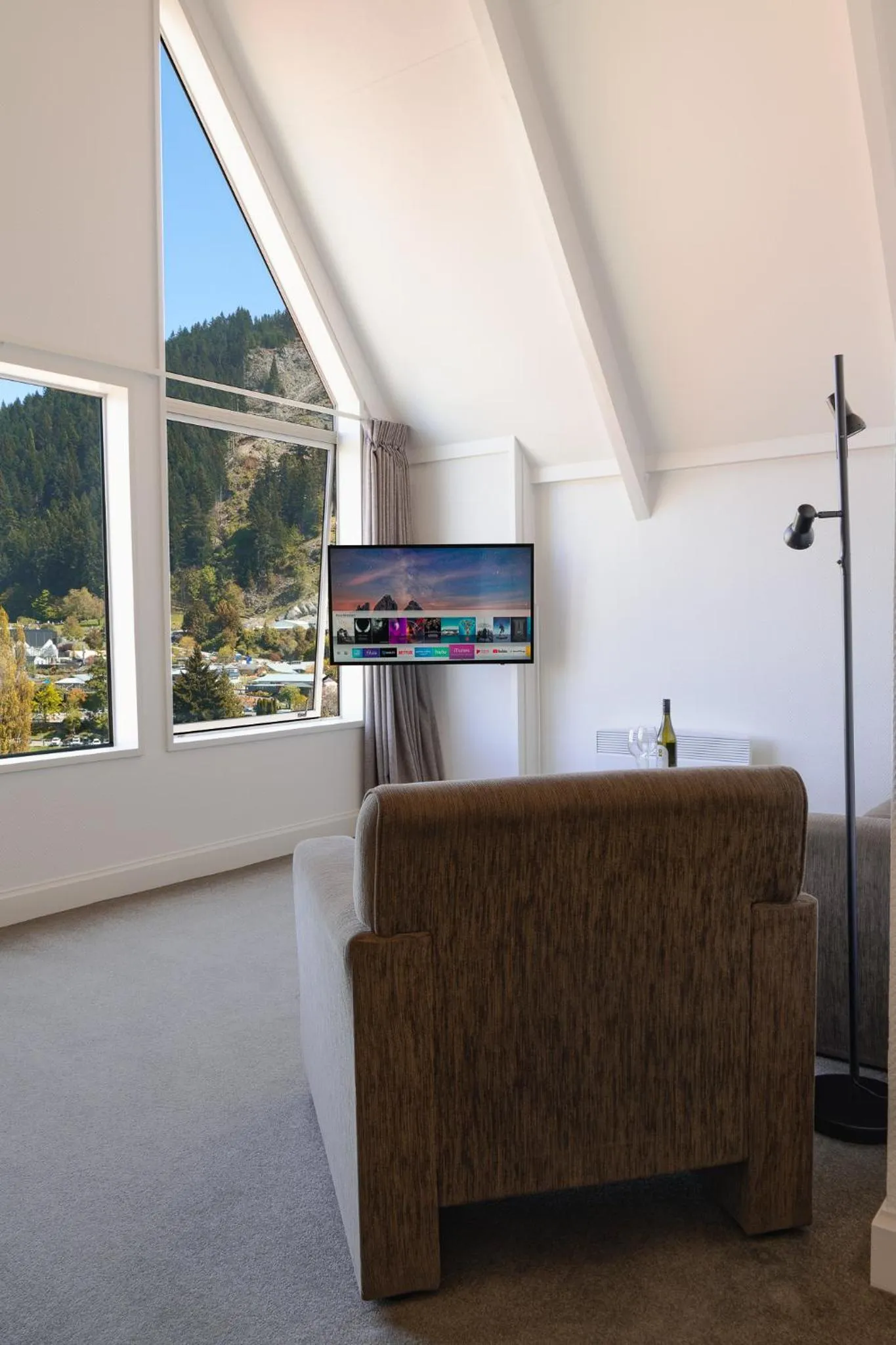 TV and multimedia in Turner Heights Townhouses