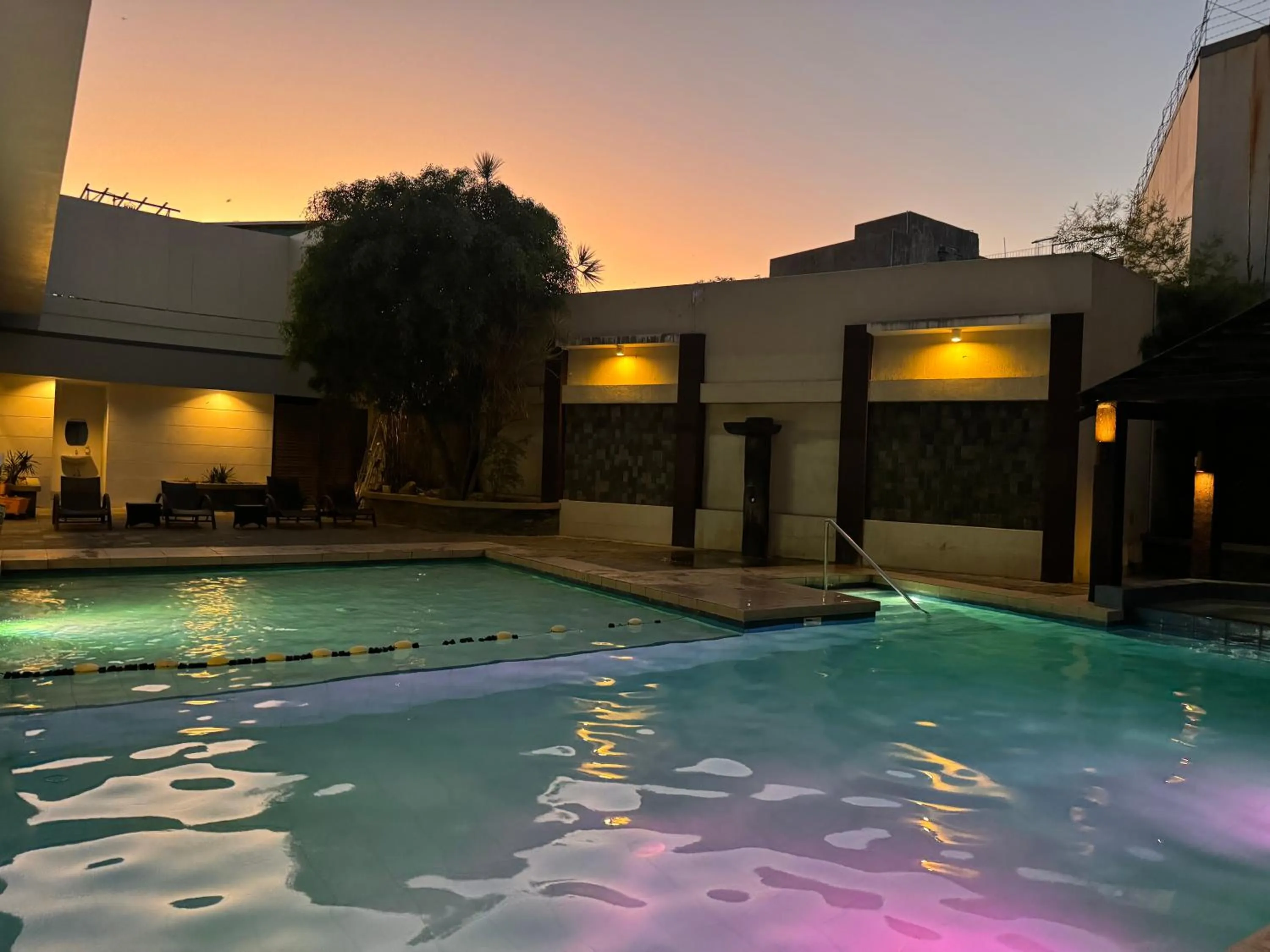 Night in Circle Inn - Iloilo City Center