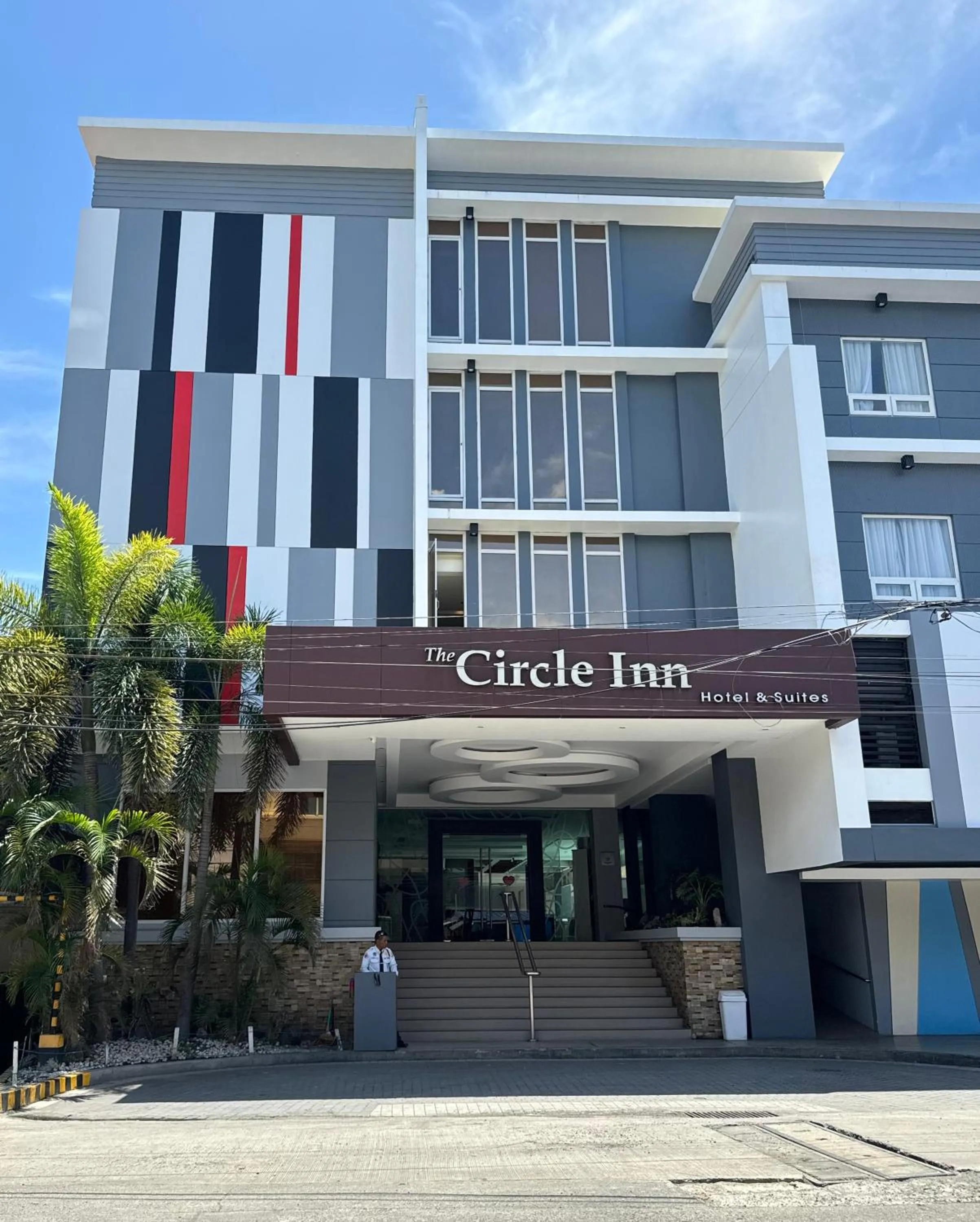 Facade/entrance in Circle Inn - Iloilo City Center