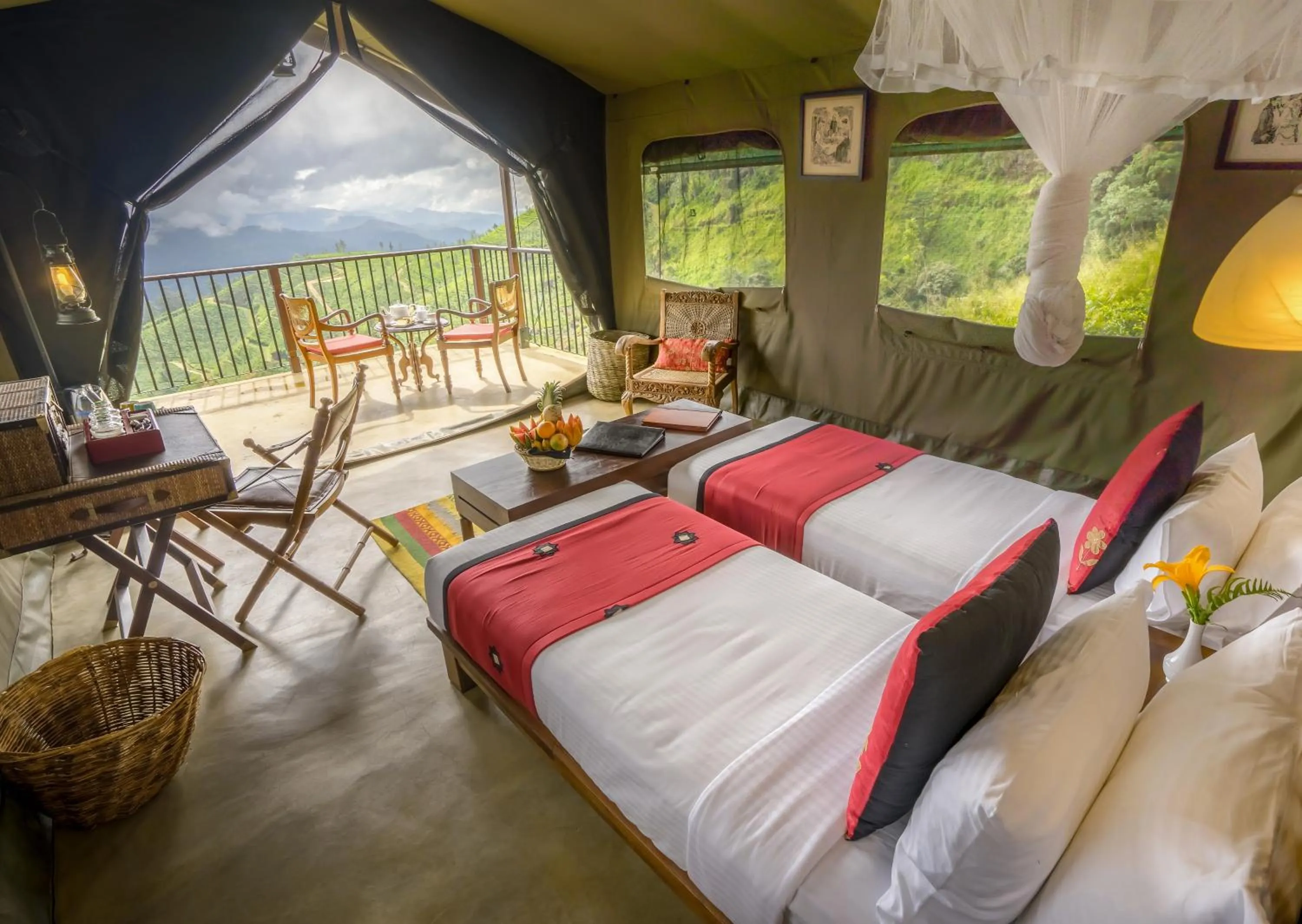 Bed in Madulkelle Tea and Eco Lodge