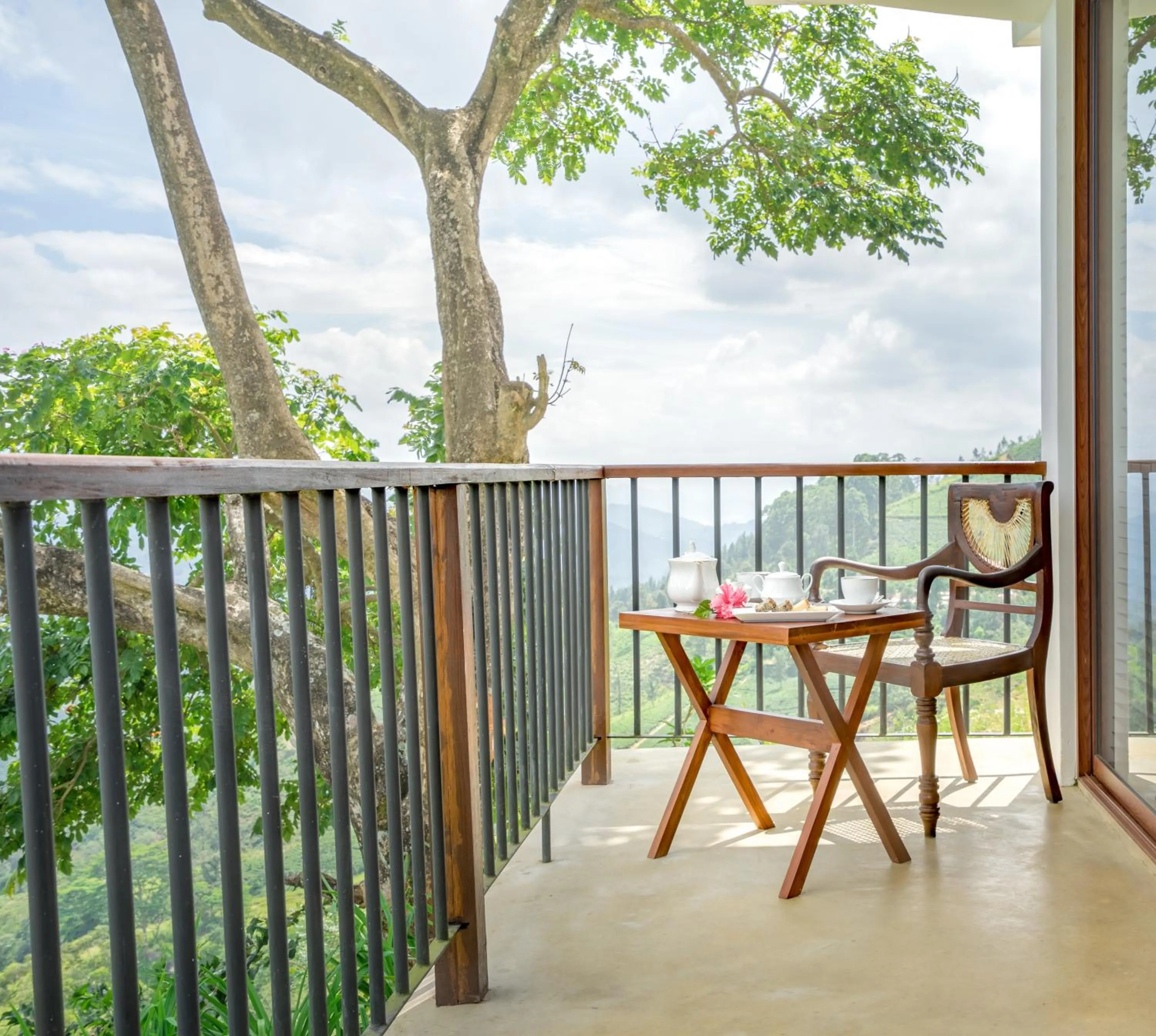 Patio in Madulkelle Tea and Eco Lodge