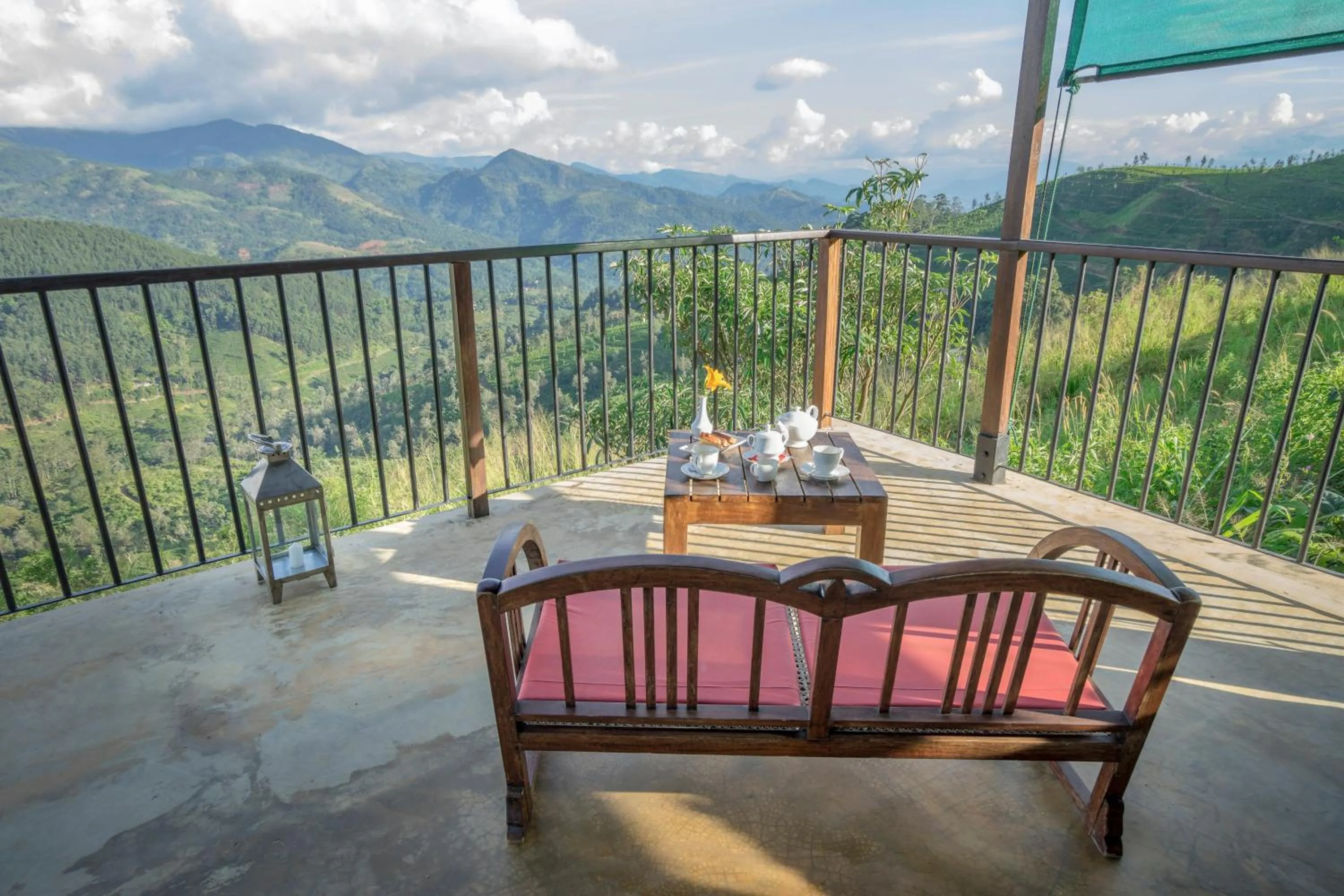 Natural landscape in Madulkelle Tea and Eco Lodge