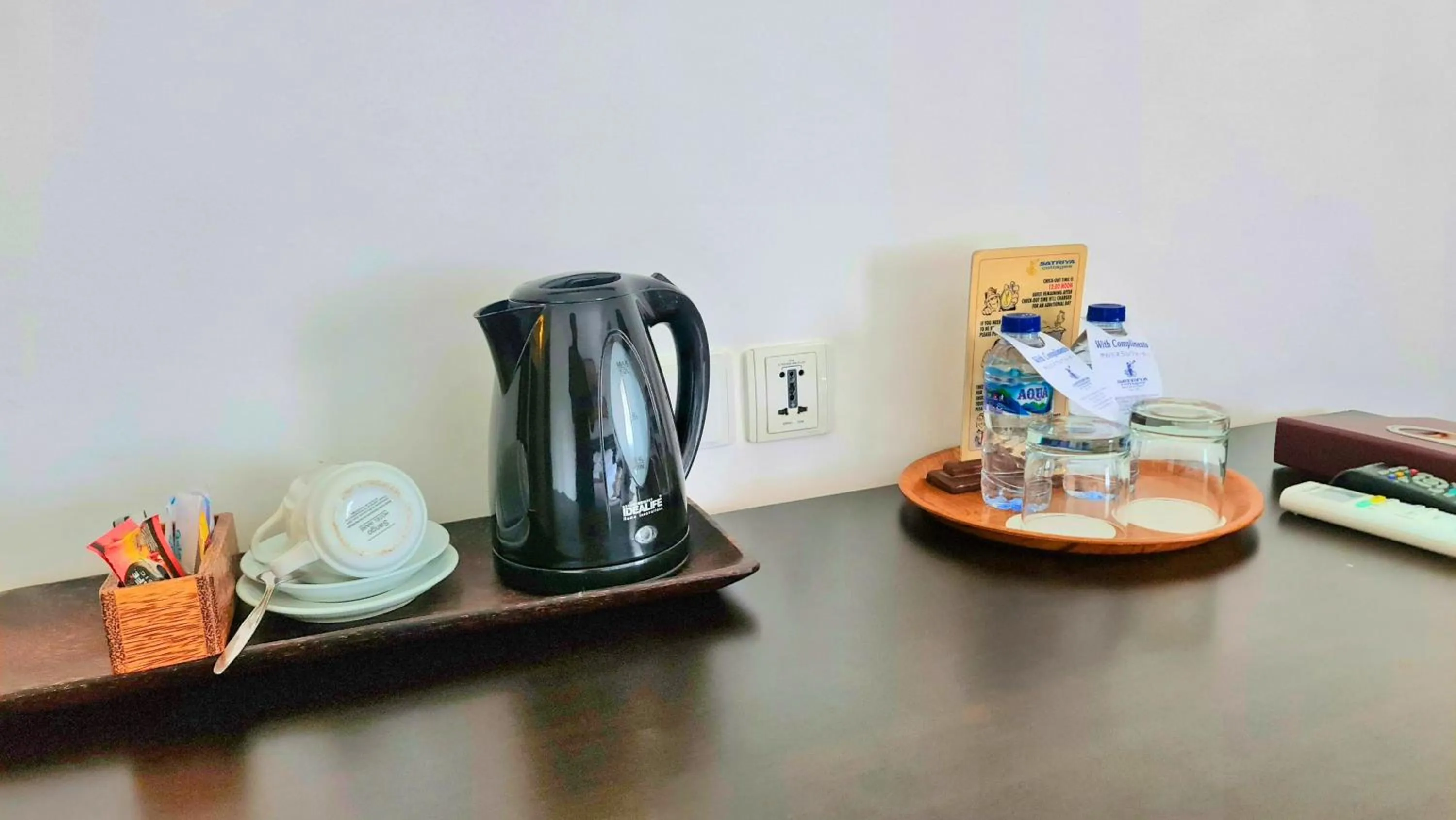 TV and multimedia in Satriya Cottages