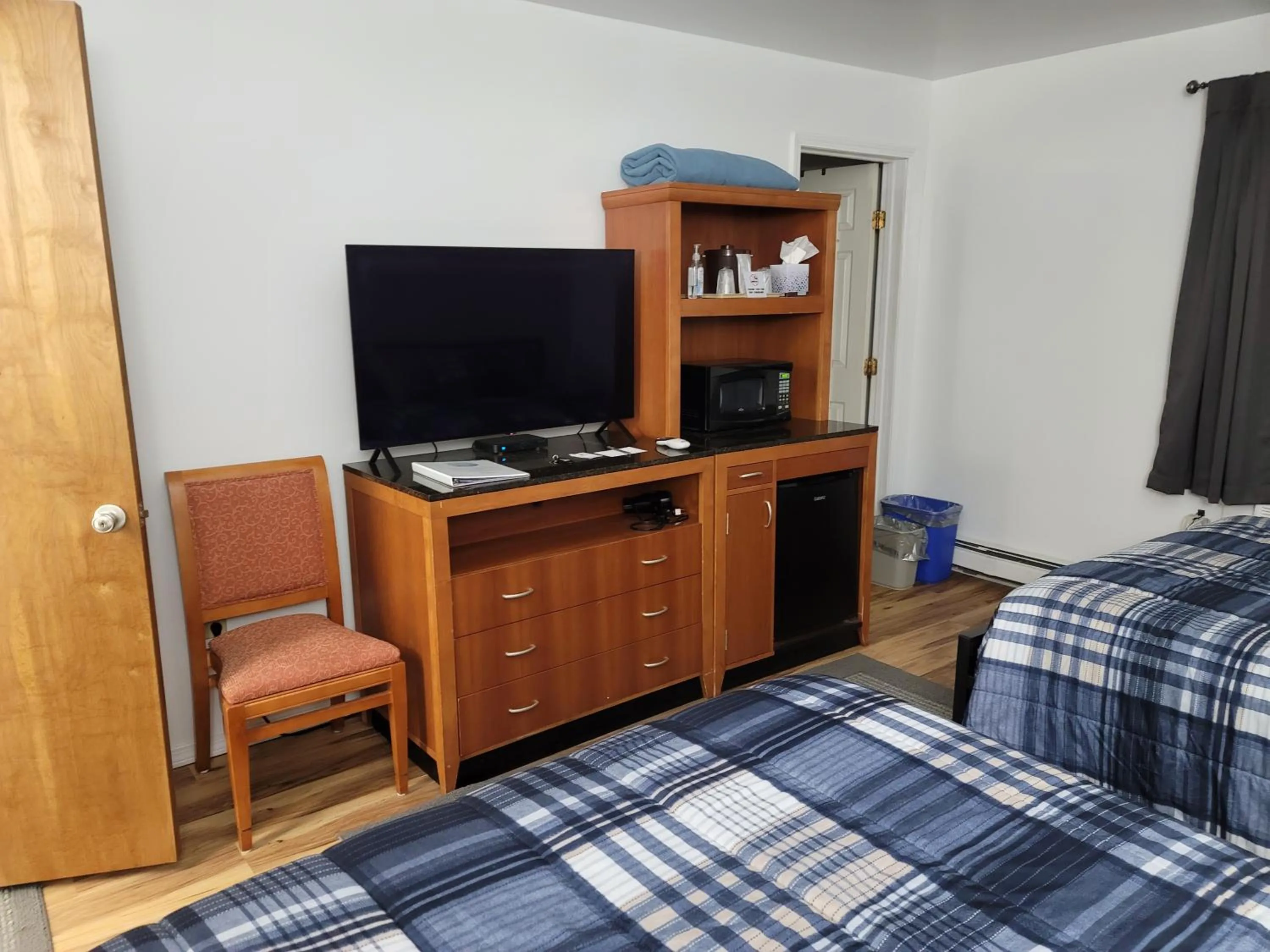 Bed in West Bethel Motel