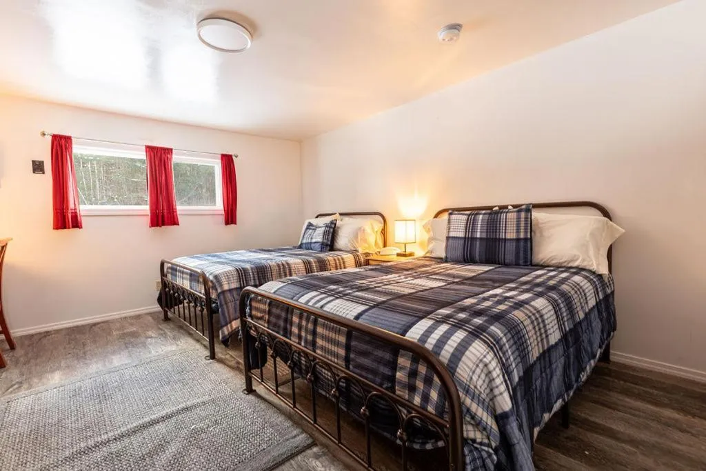 Bed in West Bethel Motel