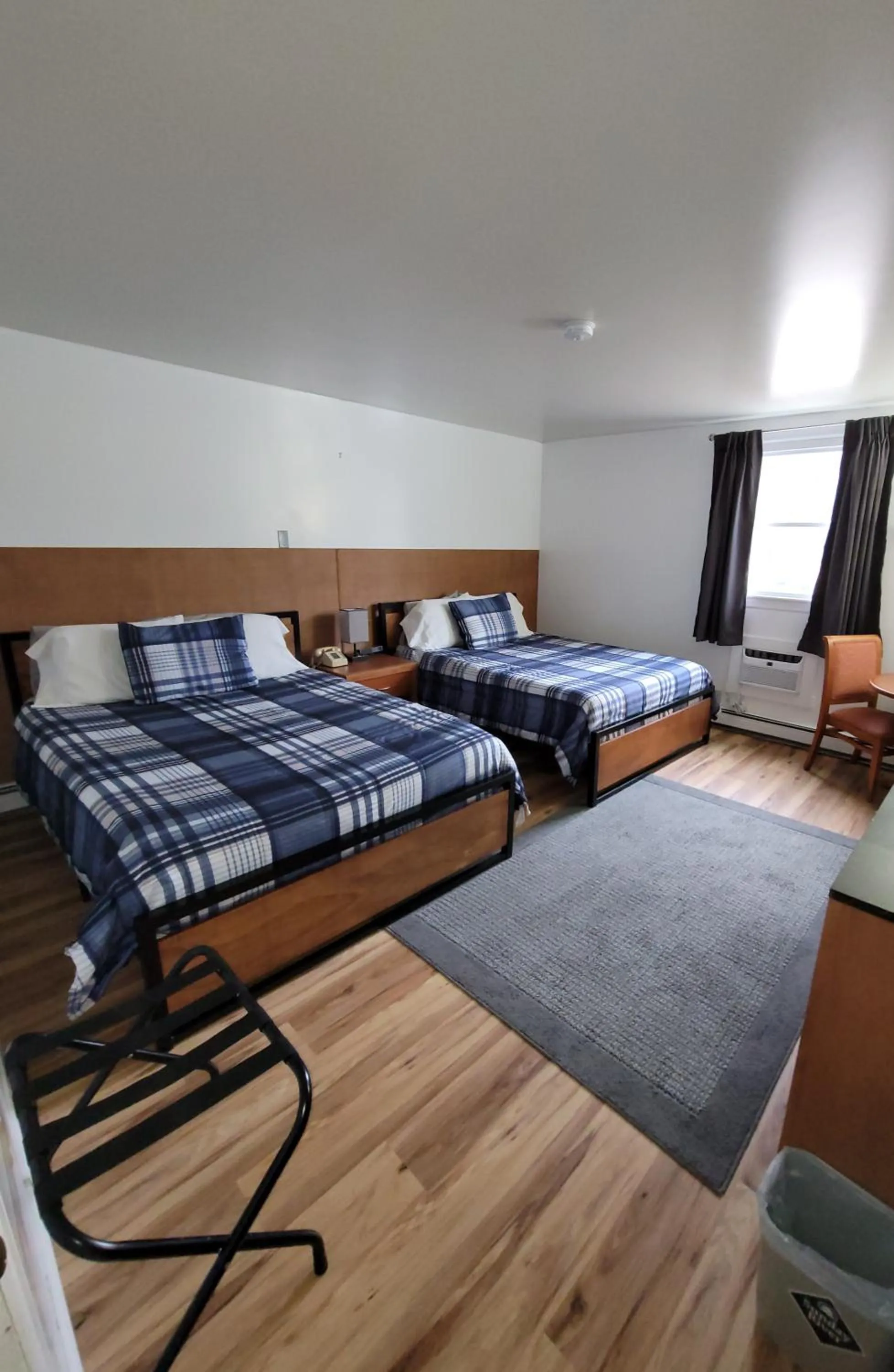 Bed in West Bethel Motel