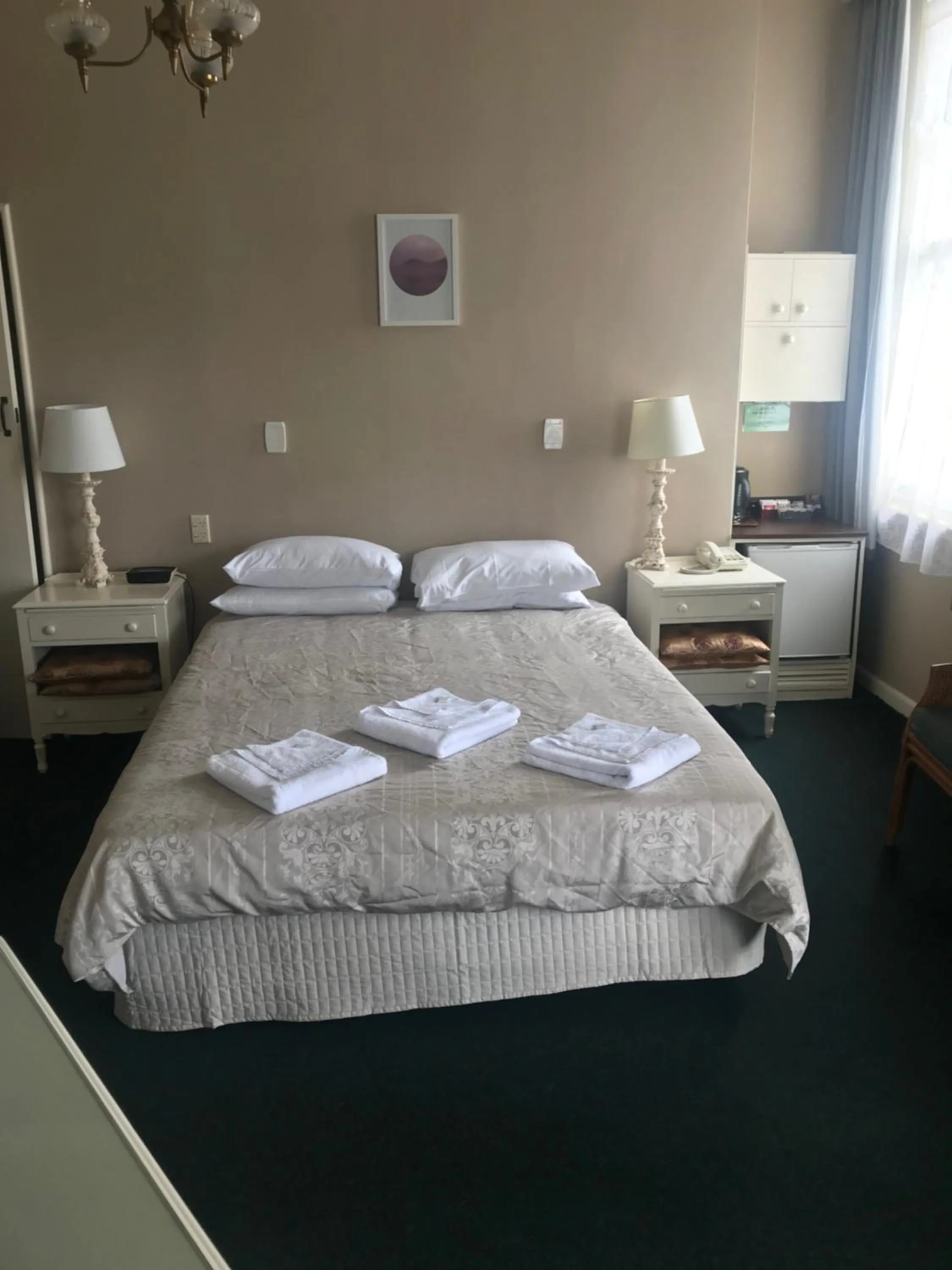Bed in Grand Hotel - Whangarei