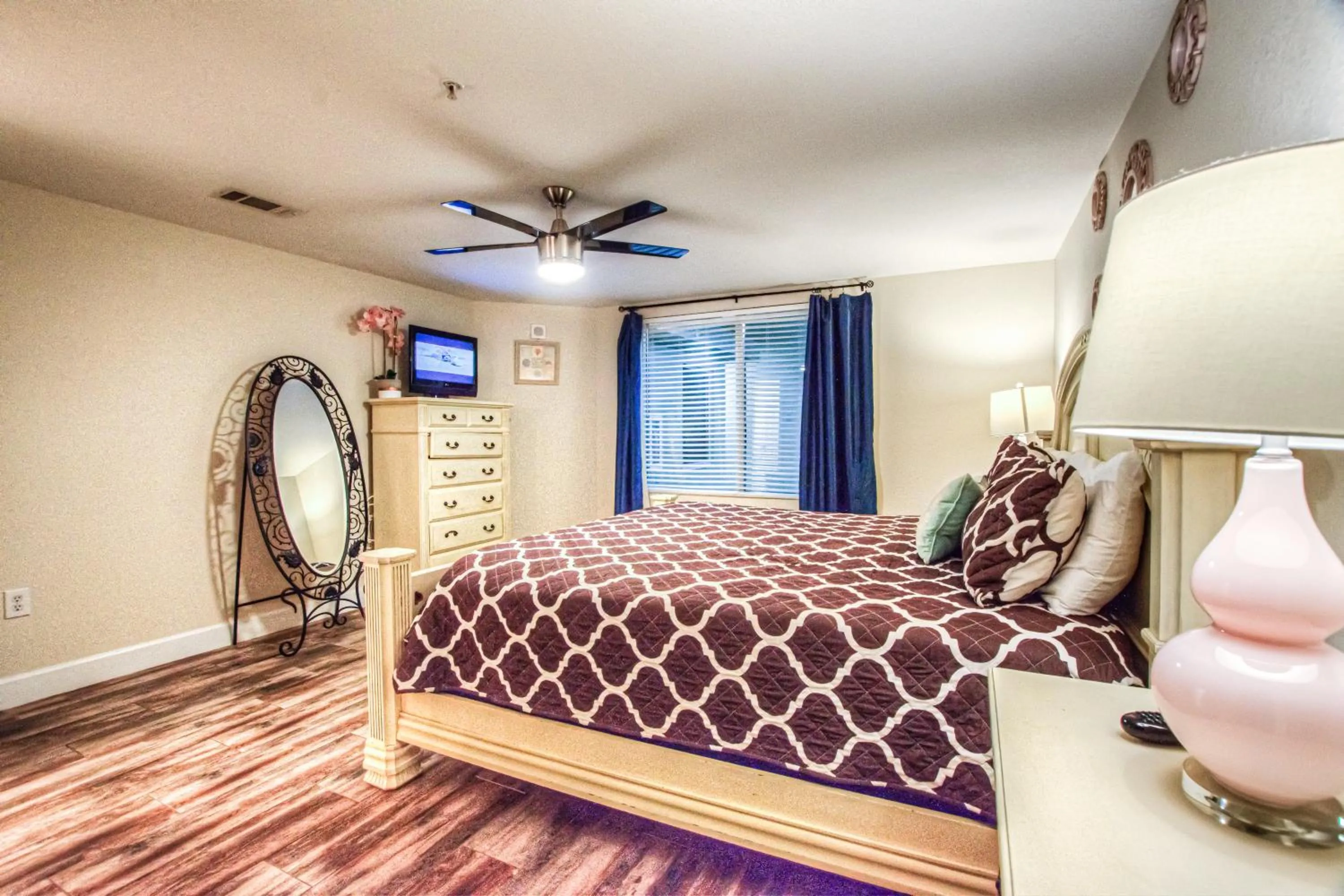Bed in Tidewater Beach Resort 2302 By Aneliya