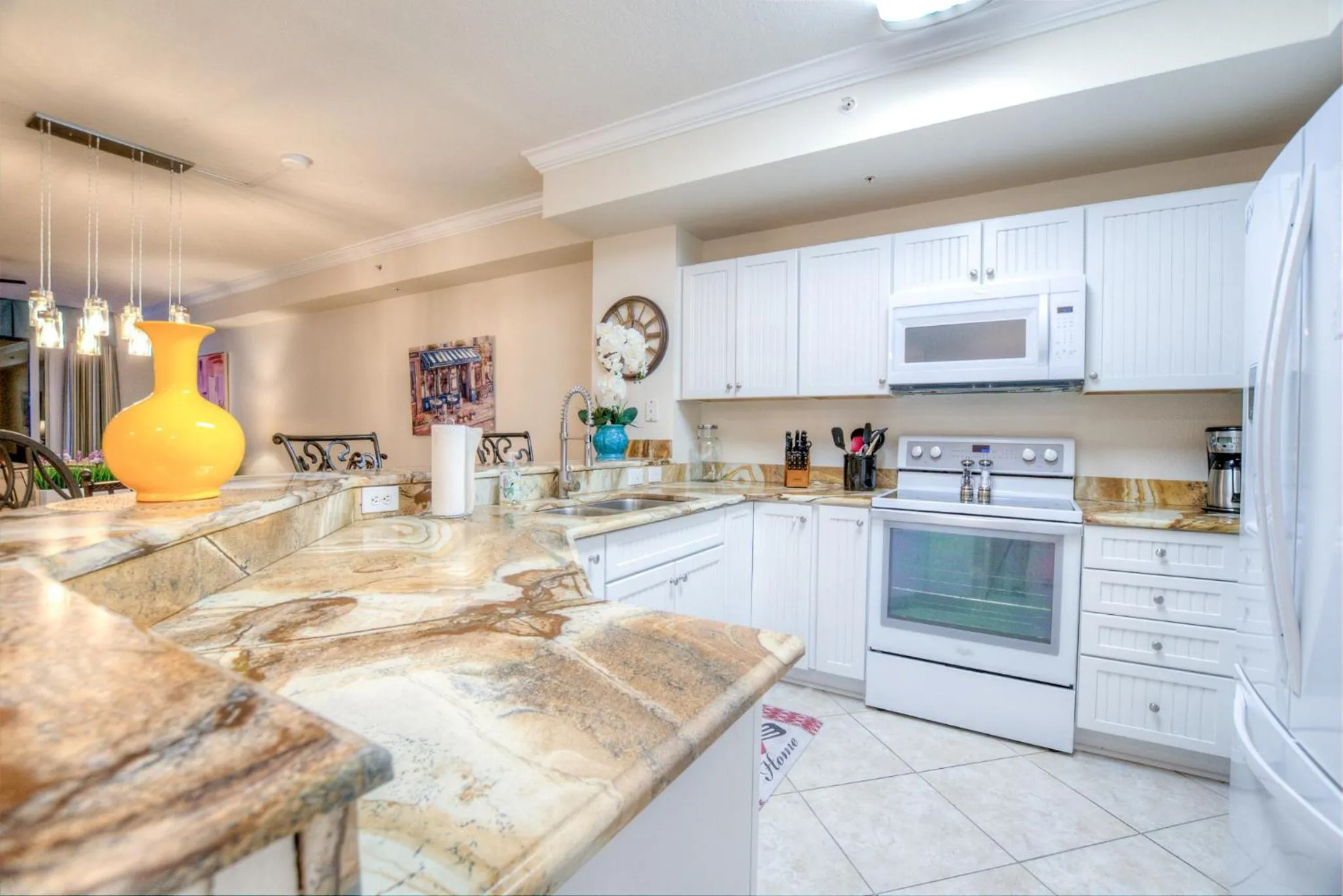 Kitchen or kitchenette in Tidewater Beach Resort 2302 By Aneliya