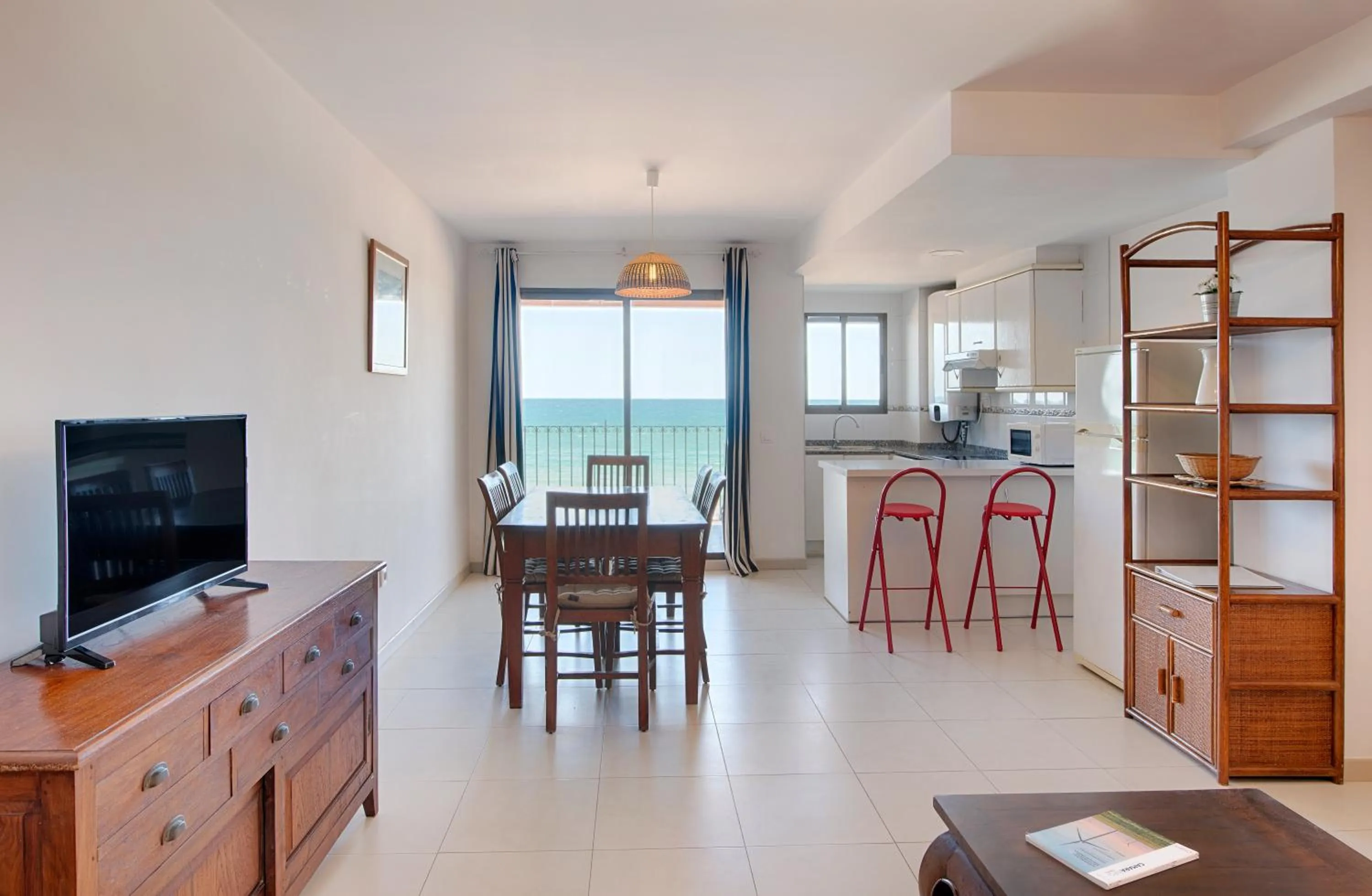 Lounge or bar in Sea You Apartamentos Valencia Port Saplaya