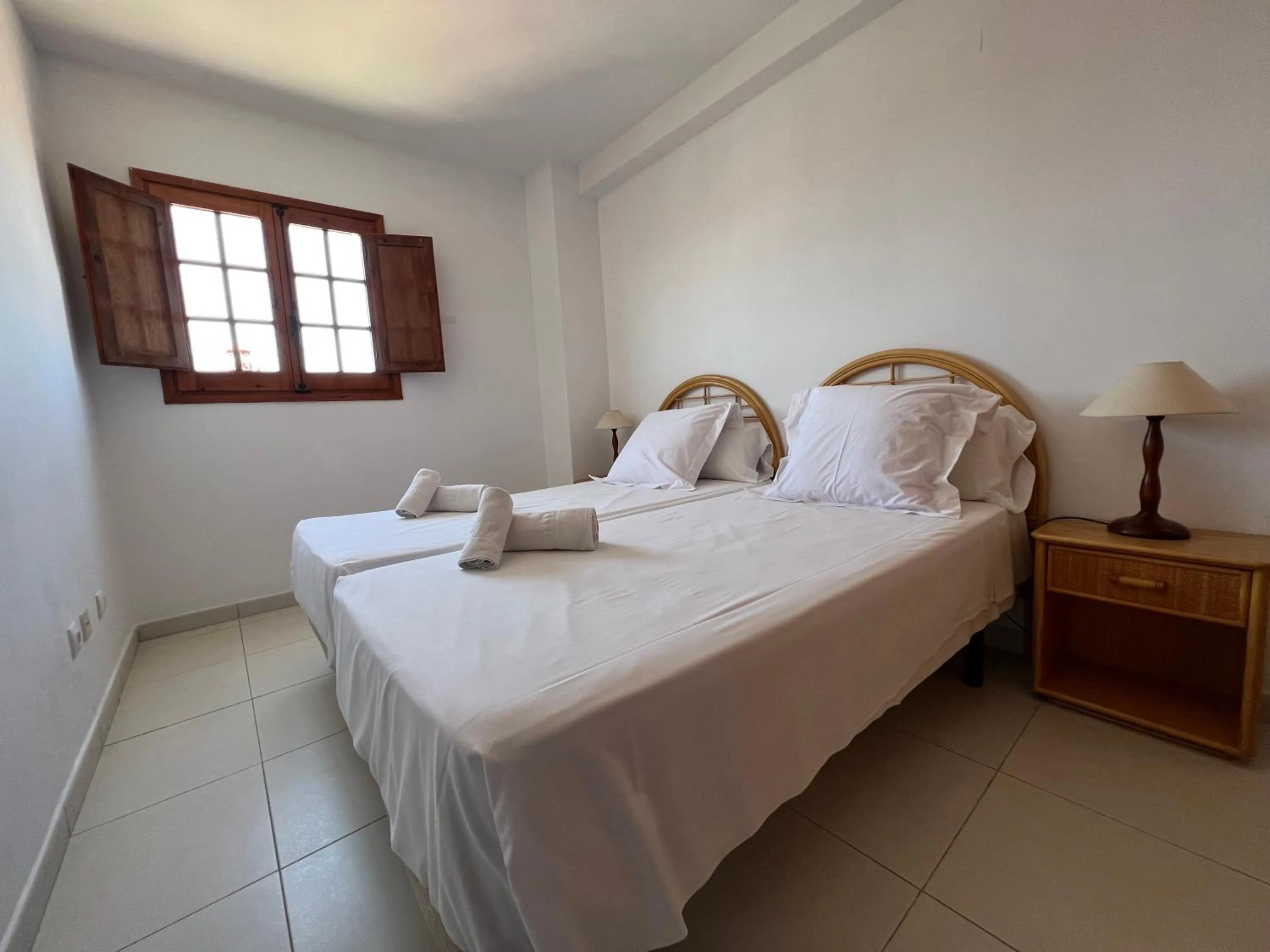 Bedroom, Bed in Sea You Apartamentos Valencia Port Saplaya