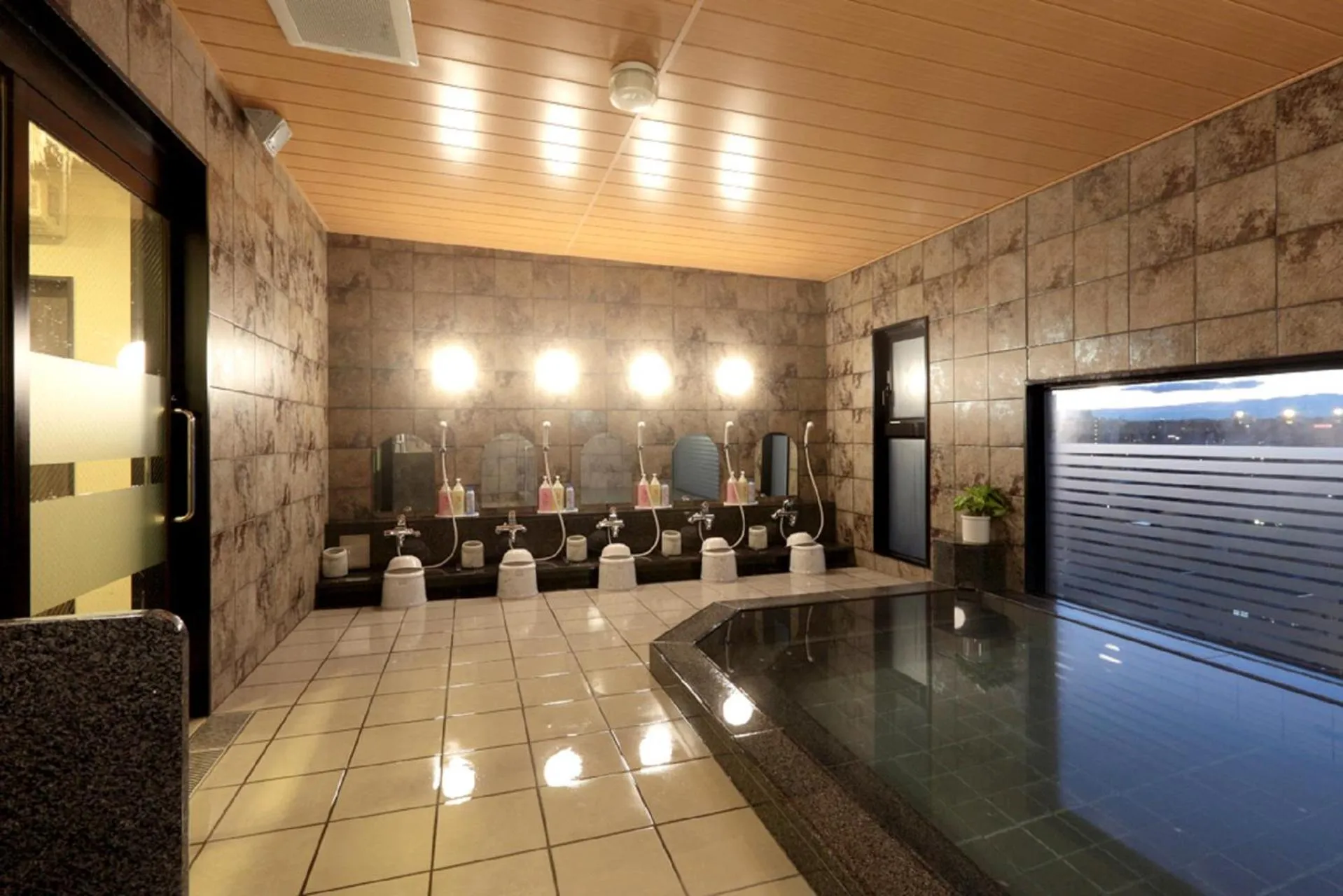 Public Bath in Hotel Route-Inn Toyotajinnaka