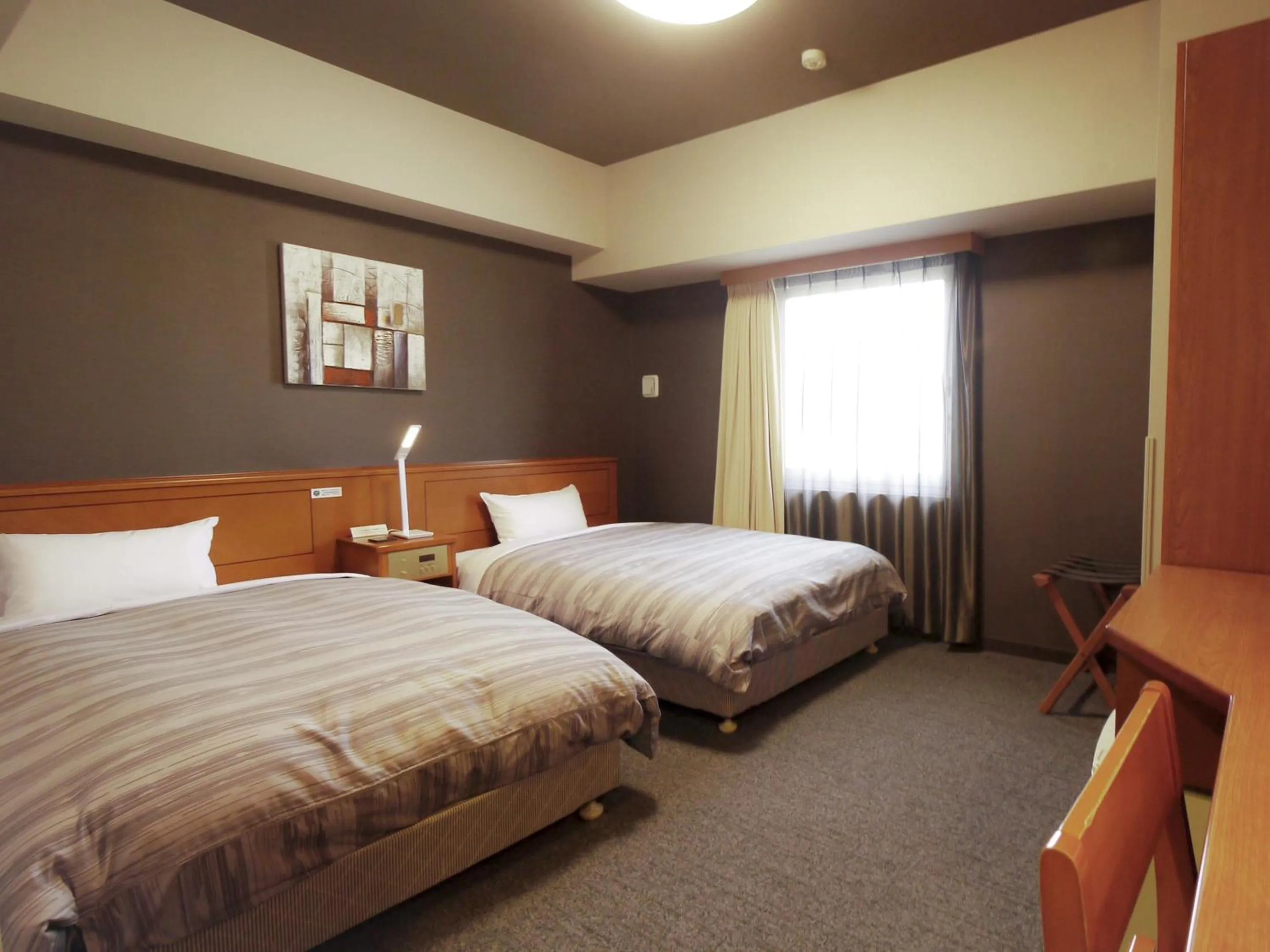 Photo of the whole room, Bed in Hotel Route-Inn Hamanako