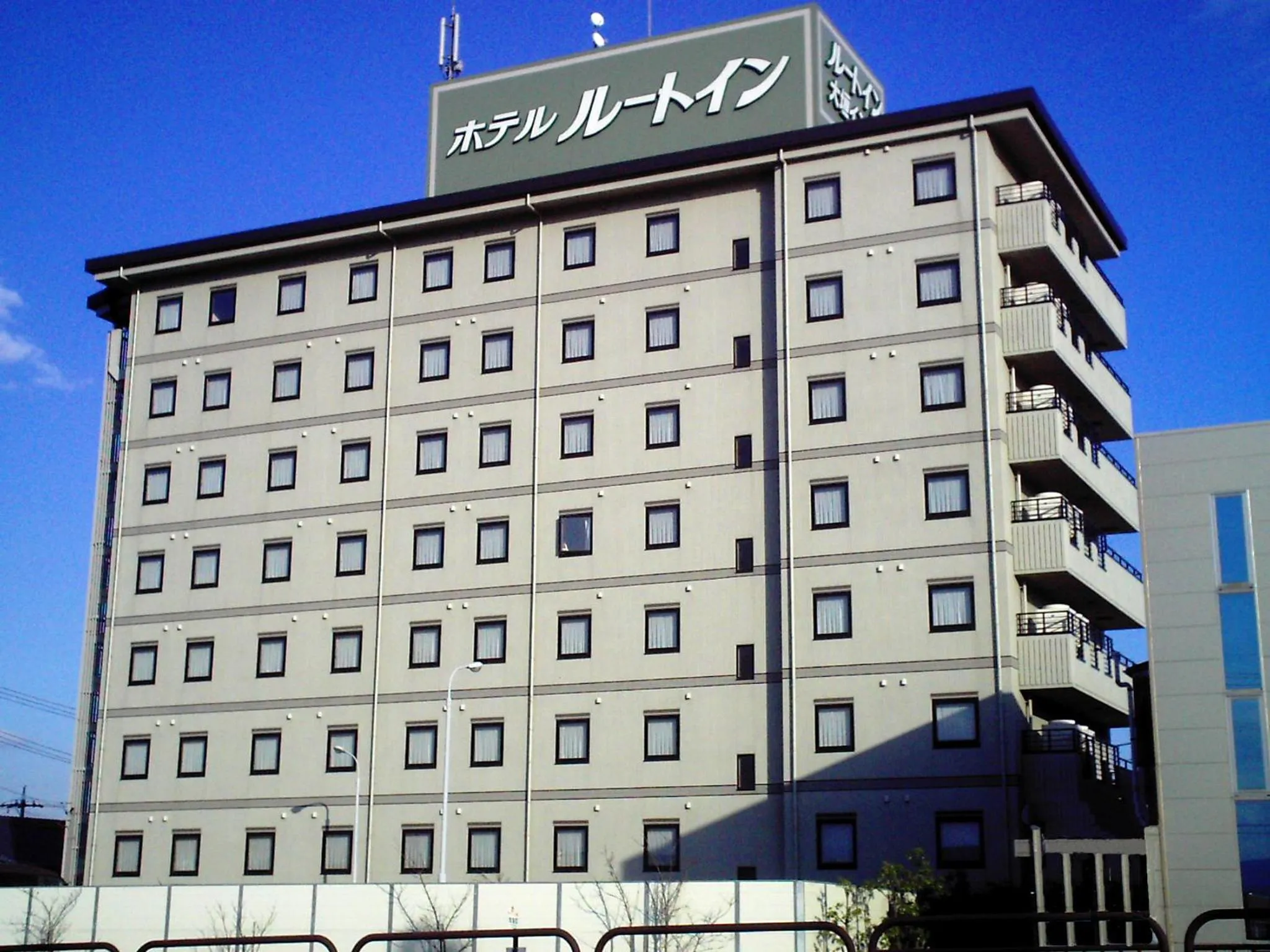 Facade/entrance in Hotel Route-Inn Ogaki Inter