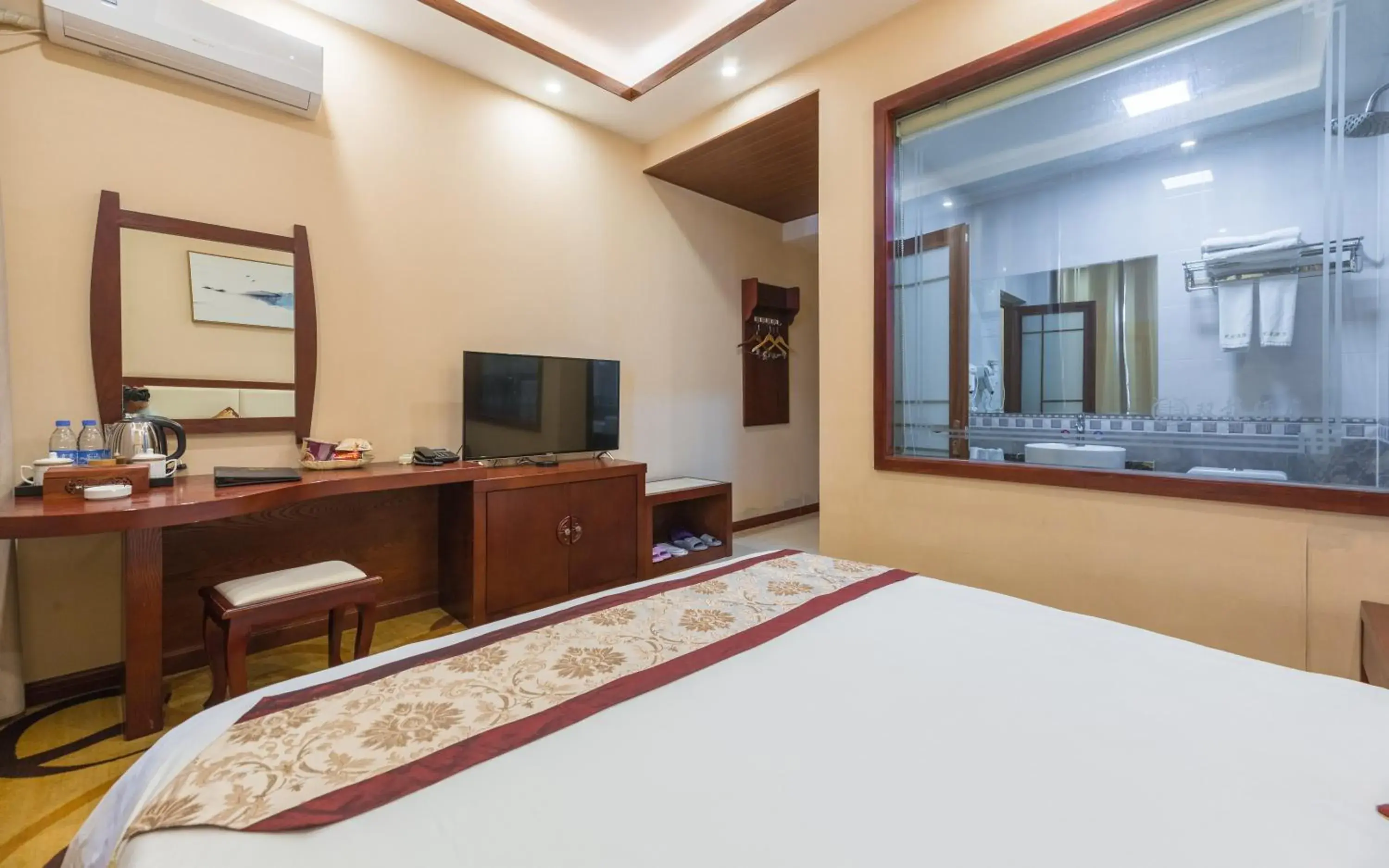 Executive King Room - single occupancy in Binchuan Shuang Long Hotel Executive King Room - single occupancy in Binchuan Shuang Long Hotel
