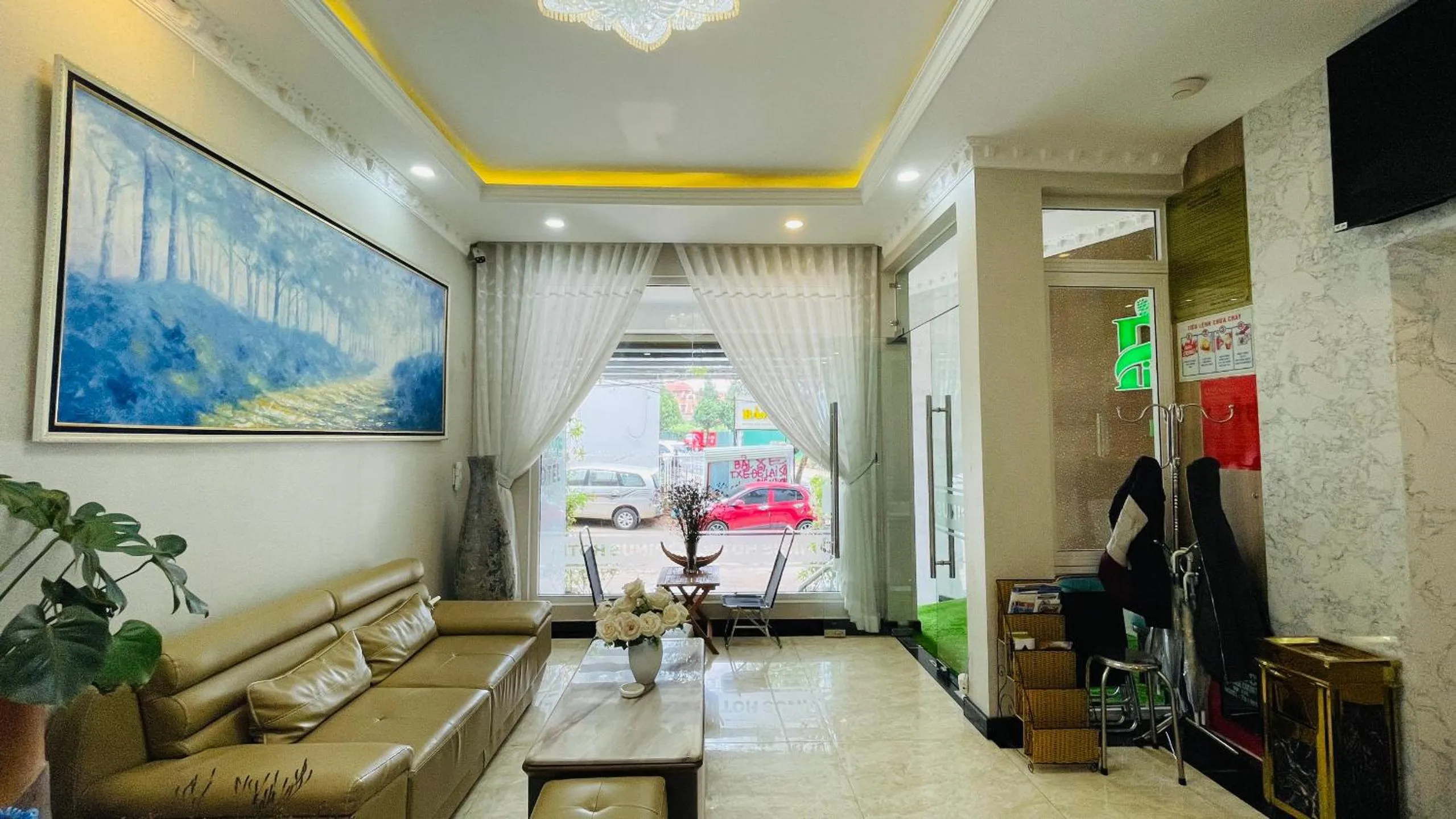 Living room in Pinus Hotel