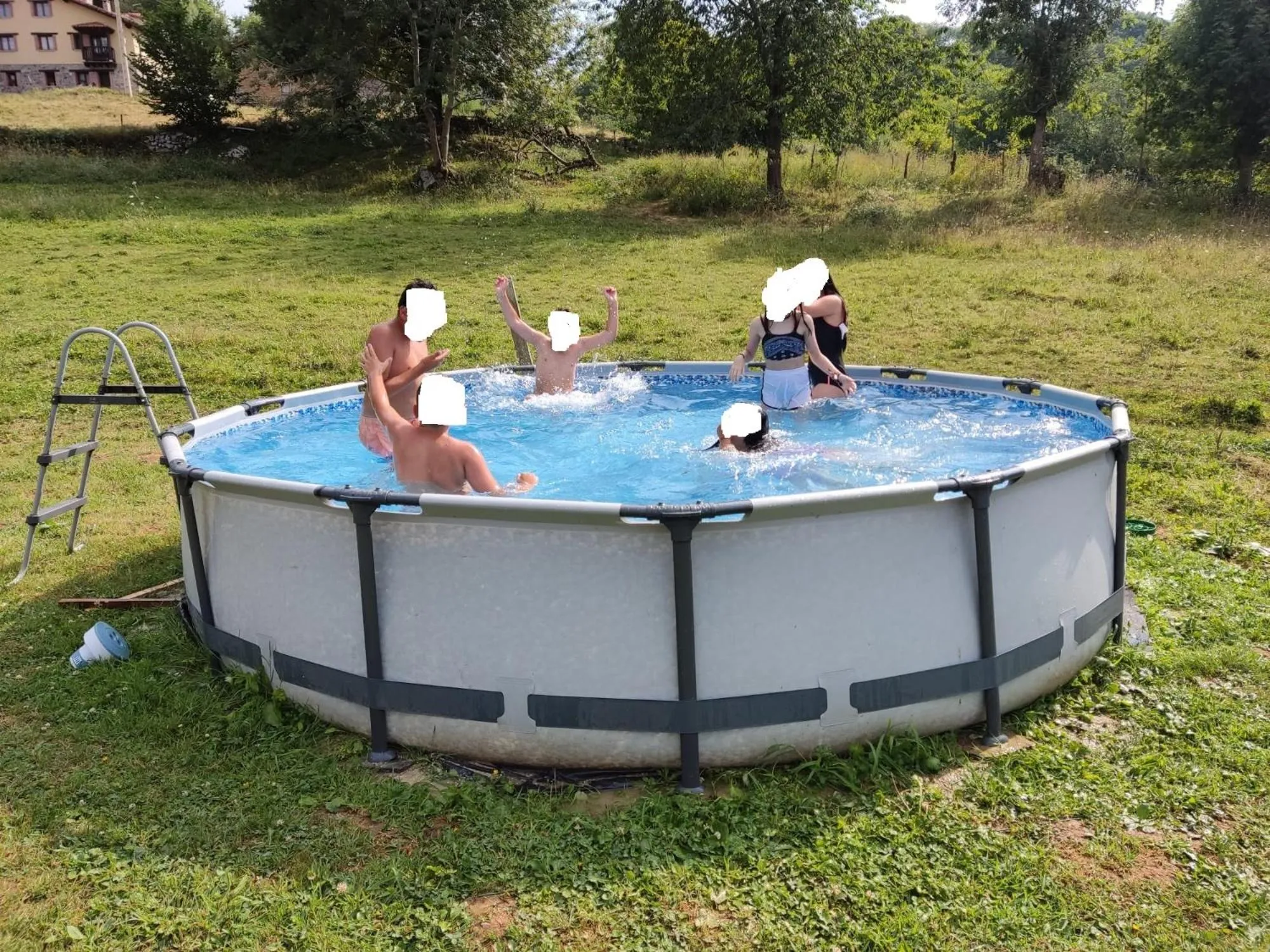 Swimming pool in El Conventu del Asturcon