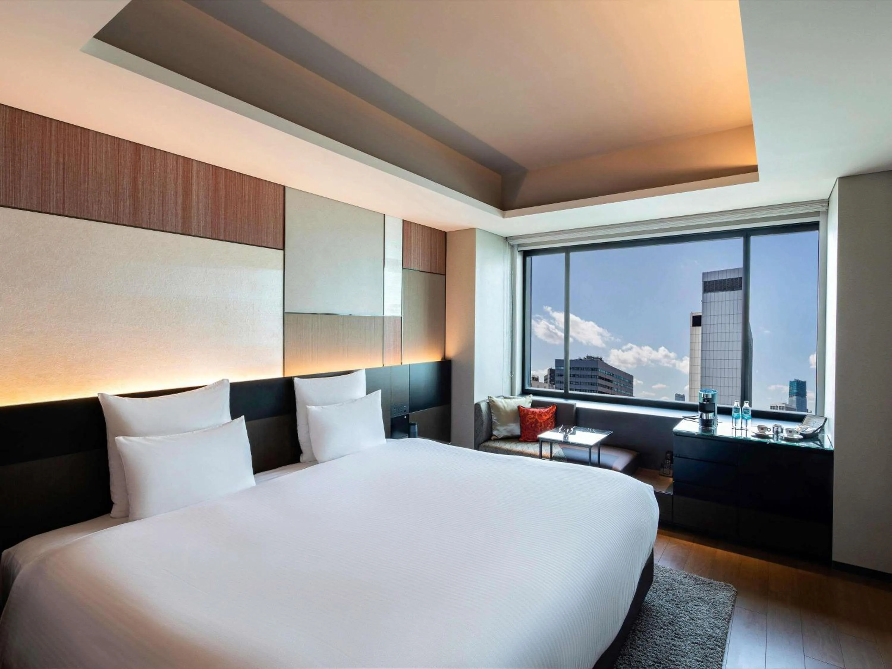 Bedroom, Bed in Pullman Tokyo Tamachi