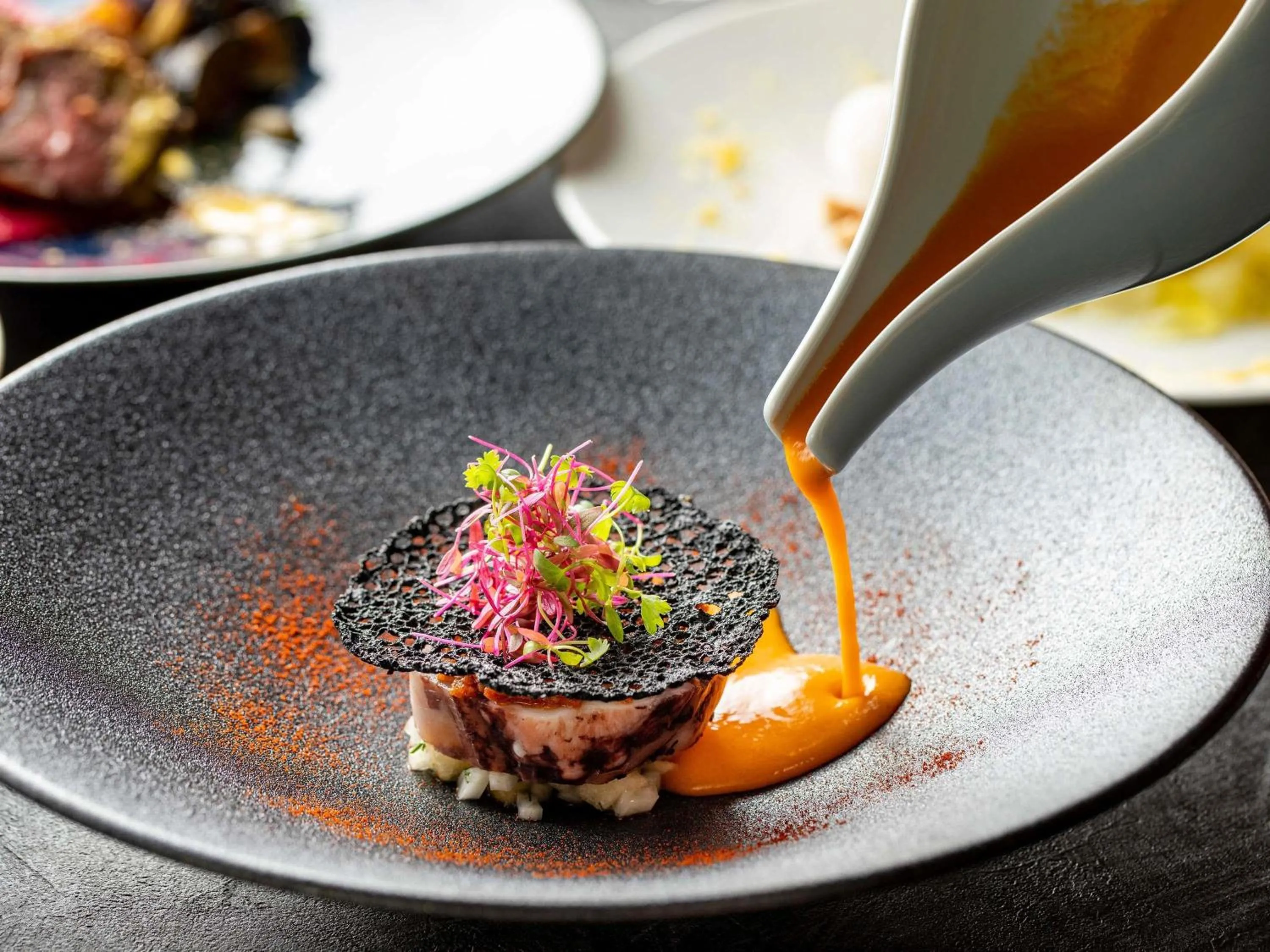 Restaurant/places to eat in Pullman Tokyo Tamachi