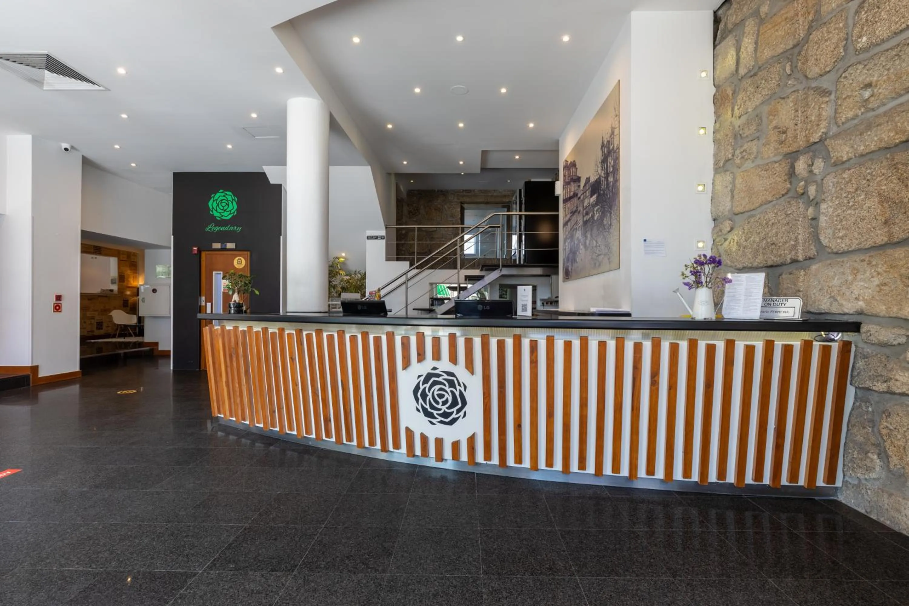 Lobby or reception in Legendary Porto Hotel