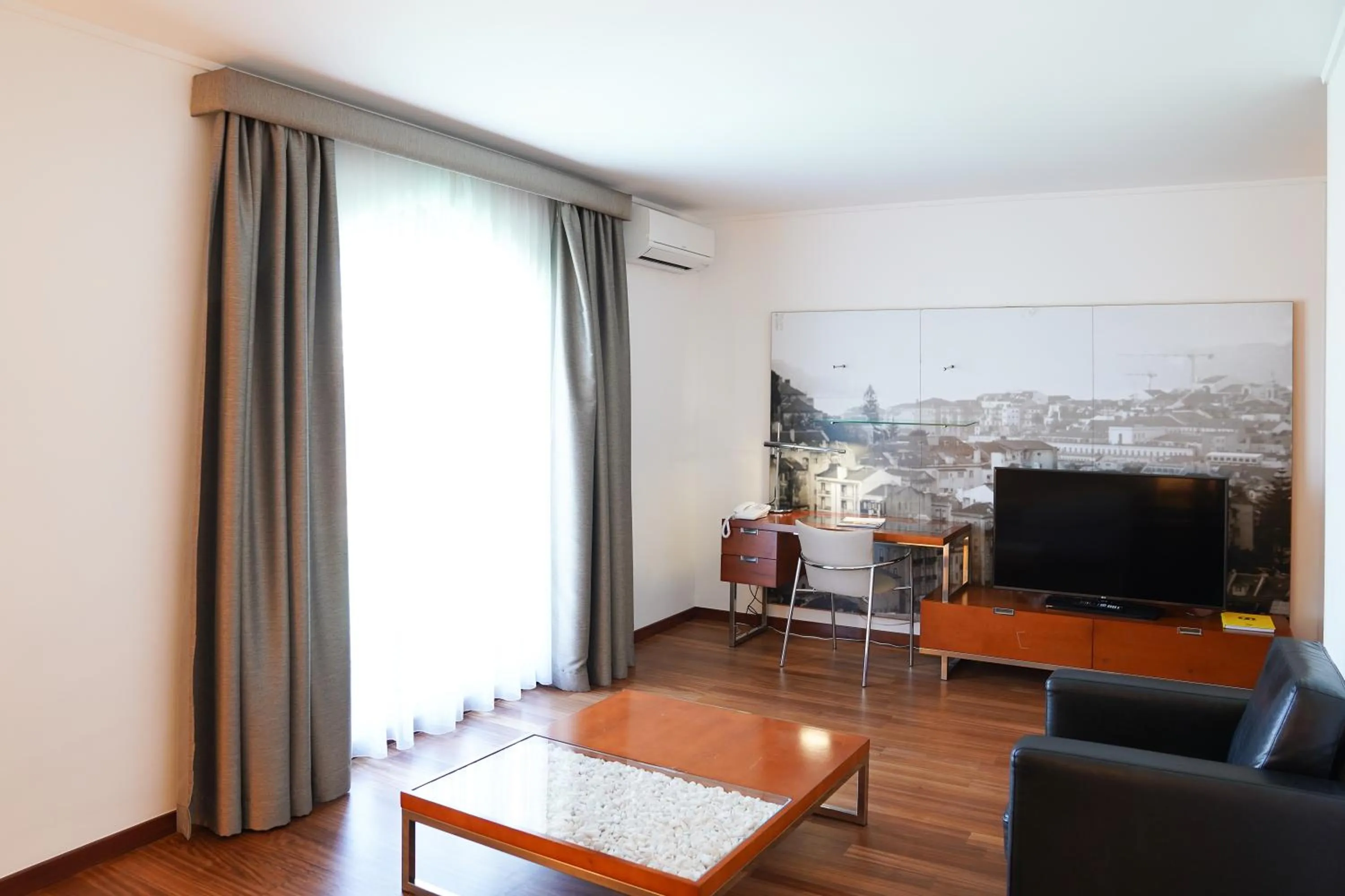 Living room in Legendary Lisboa Suites