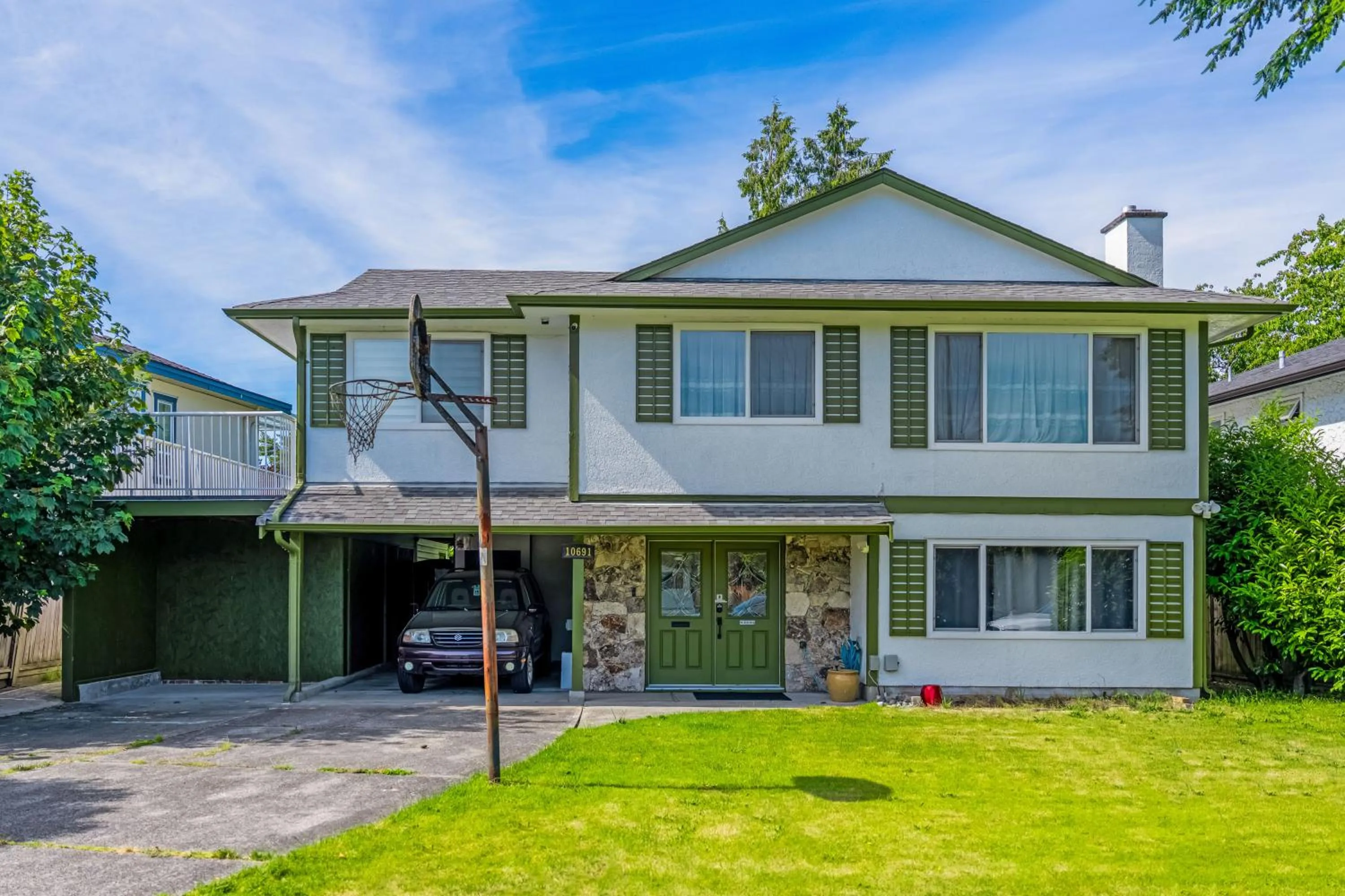 Quite House near the Vancouver Airport