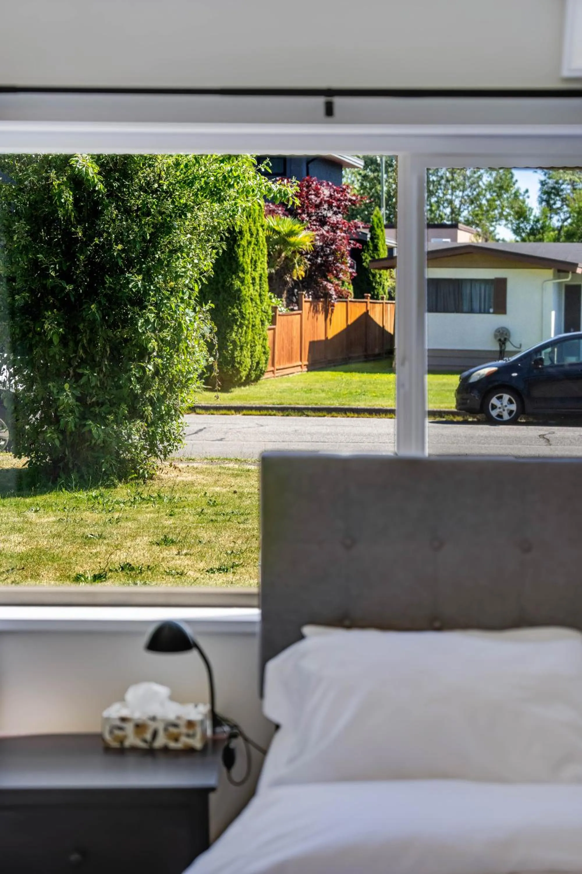 Bathroom, Bed in Quite House near the Vancouver Airport