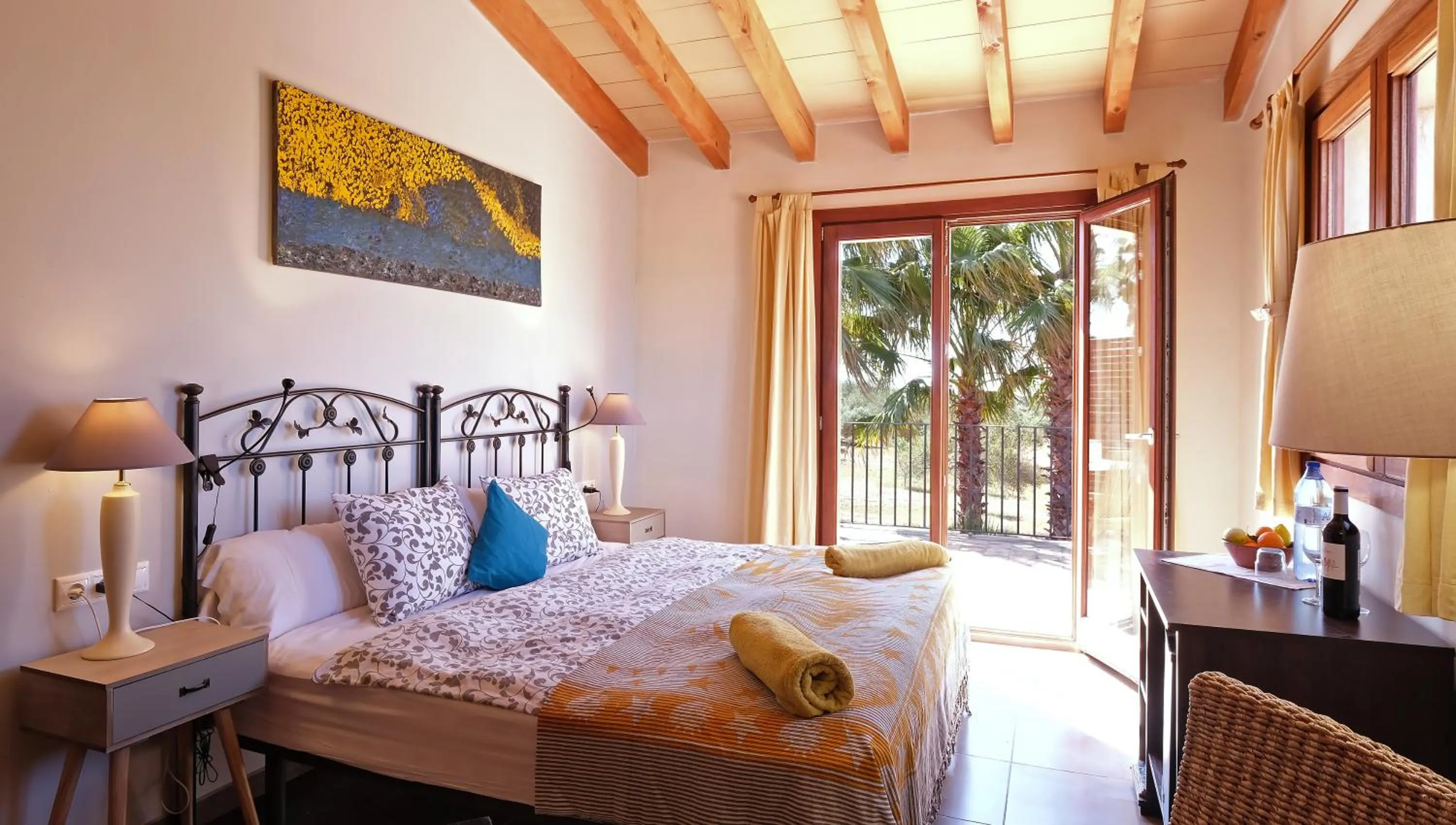 Photo of the whole room in Villa Sampoli - Agroturismo Son Sampoli - Adults only