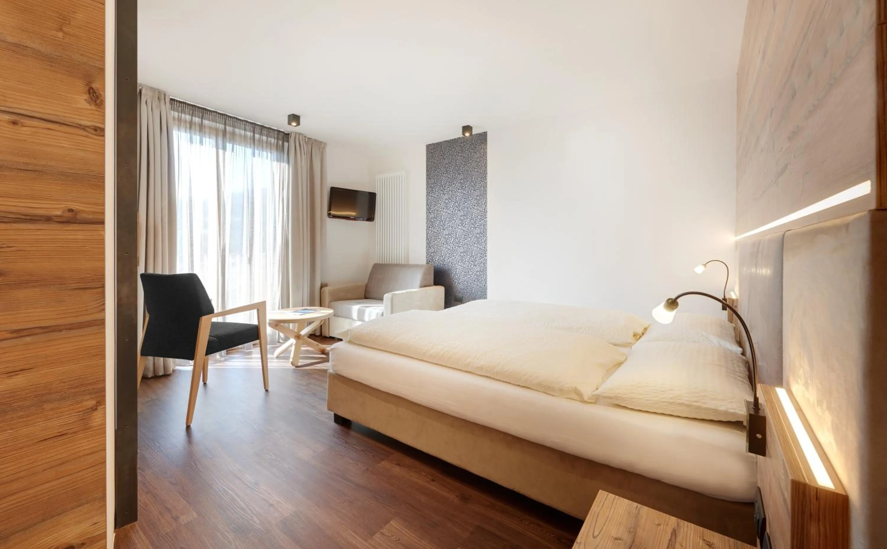 Bathroom, Bed in Hotel Al Cervo