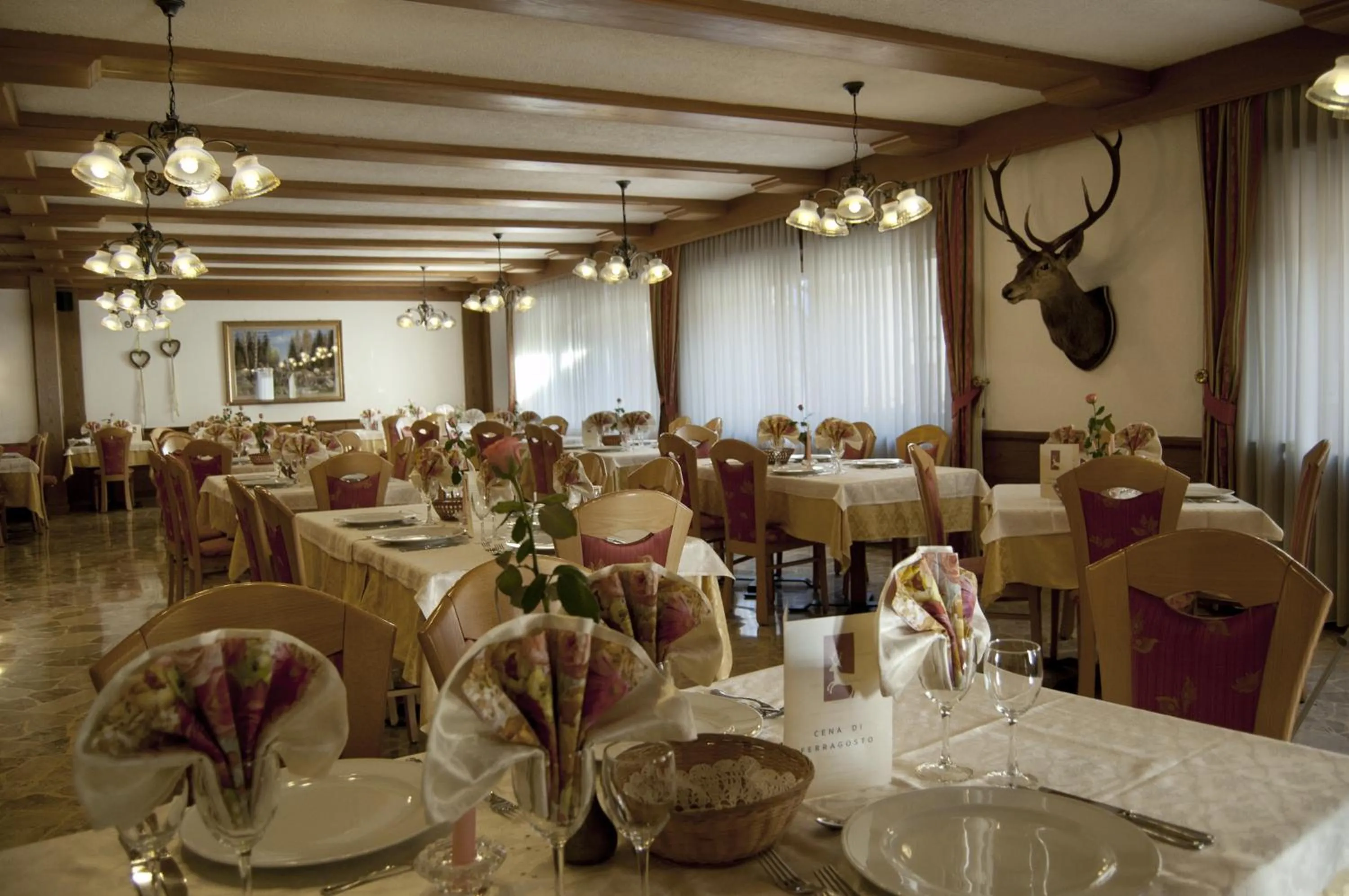 Restaurant/places to eat in Hotel Al Cervo