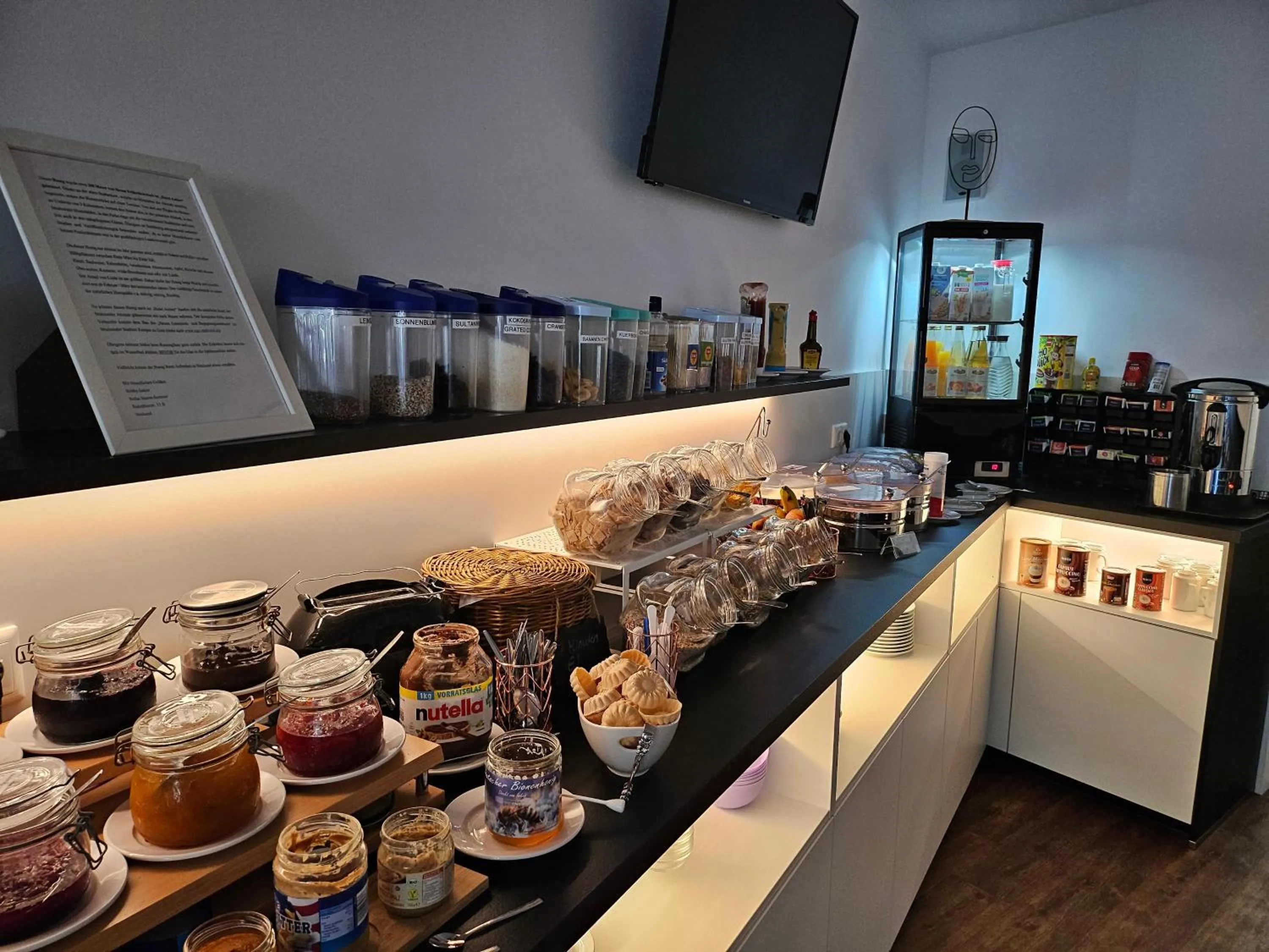 Food and drinks in Hotel Amber Altstadt