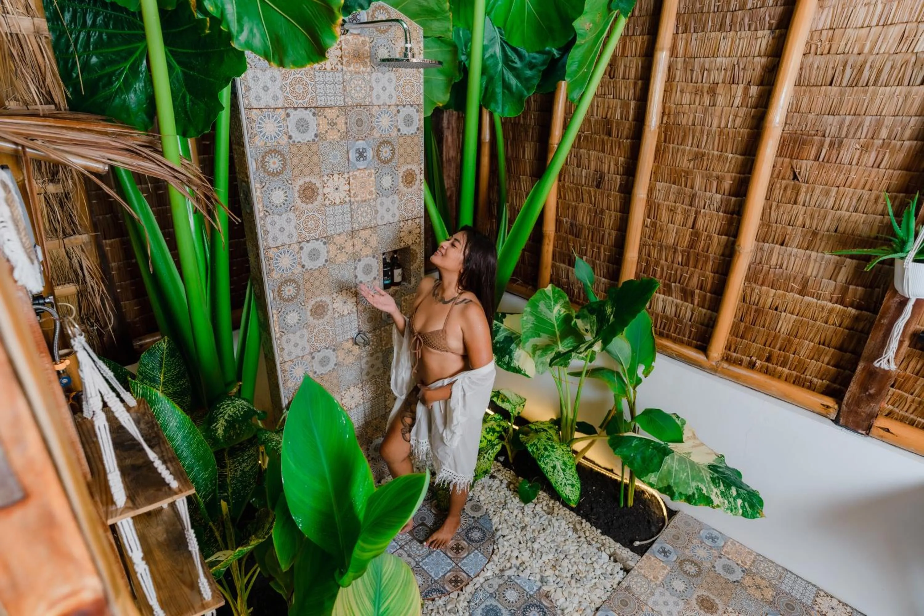 Shower in Tongo Hill Cottages