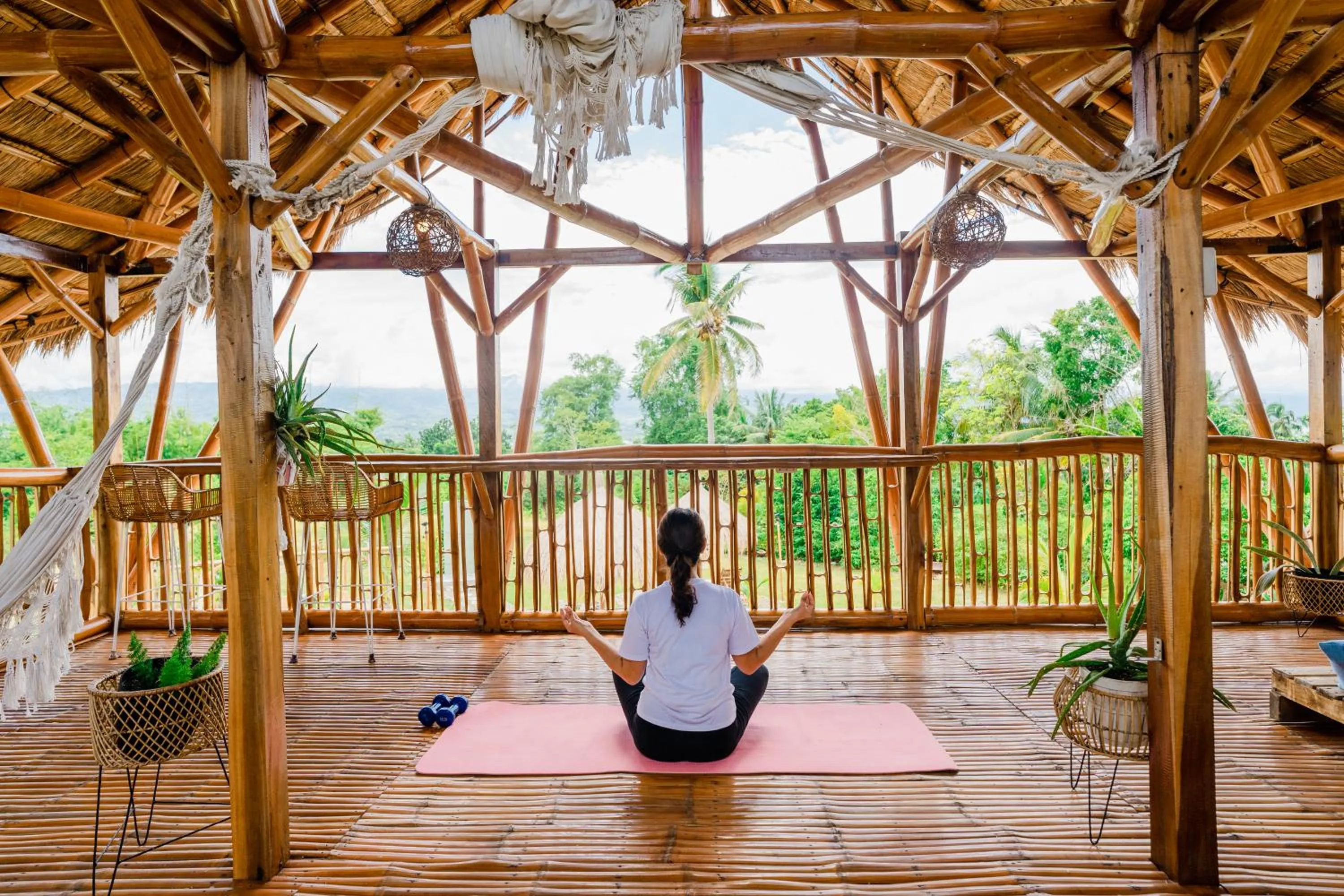 Property building in Tongo Hill Cottages