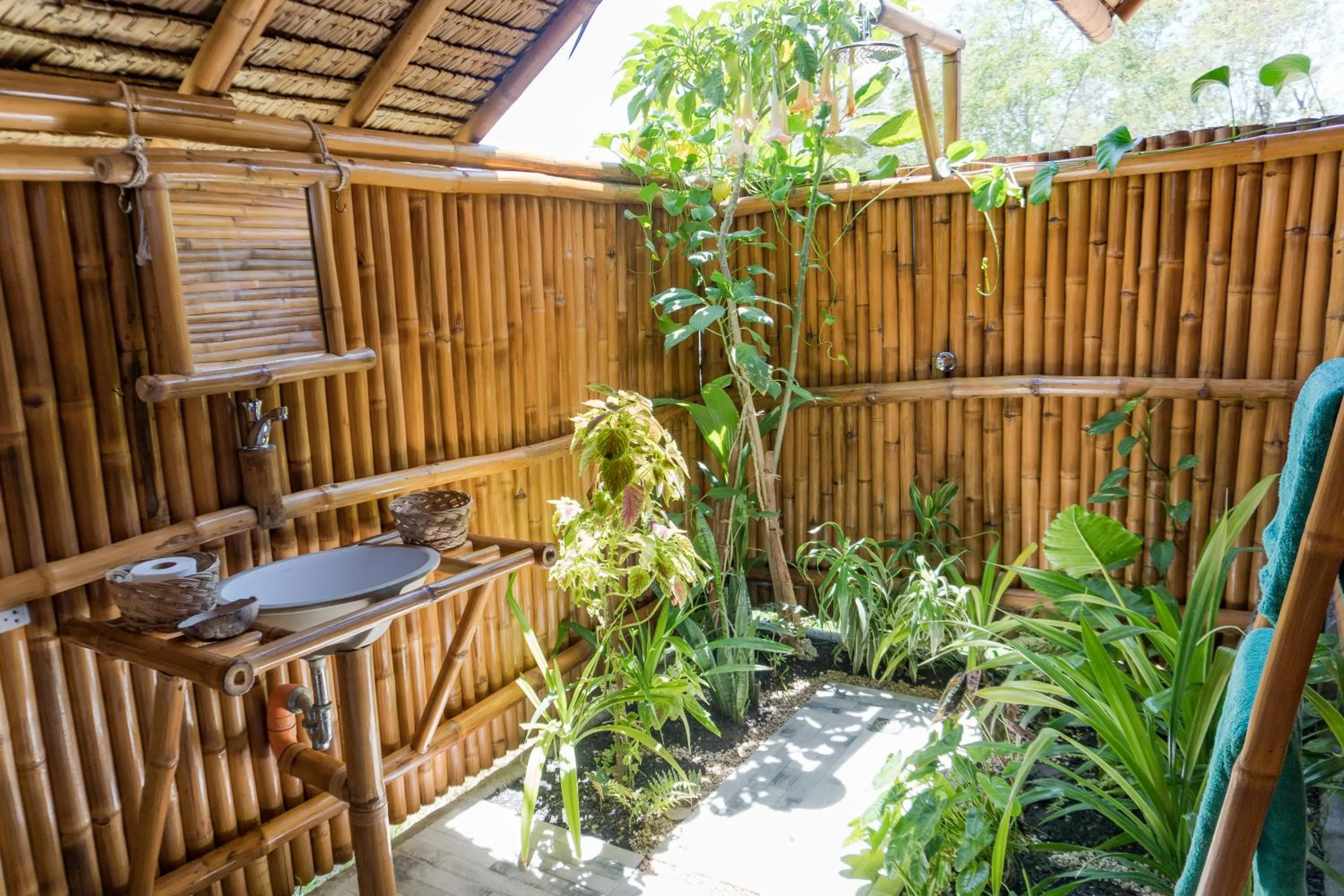 Shower in Tongo Hill Cottages