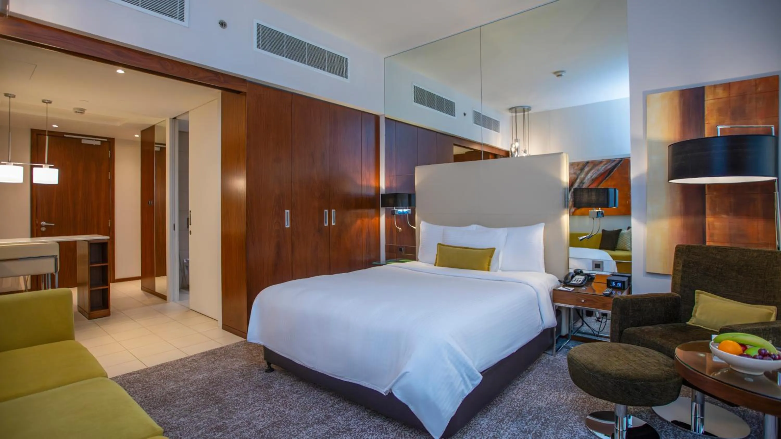 Photo of the whole room, Bed in Centro Olaya by Rotana