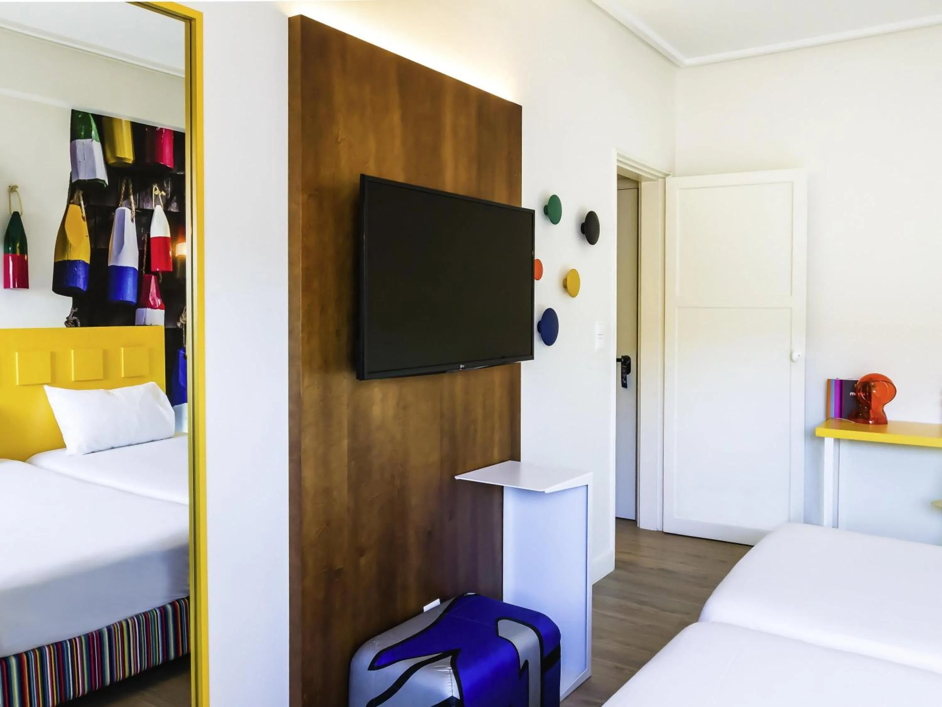Bedroom, Bed in Ibis Styles Lisboa Centro Liberdade NE
