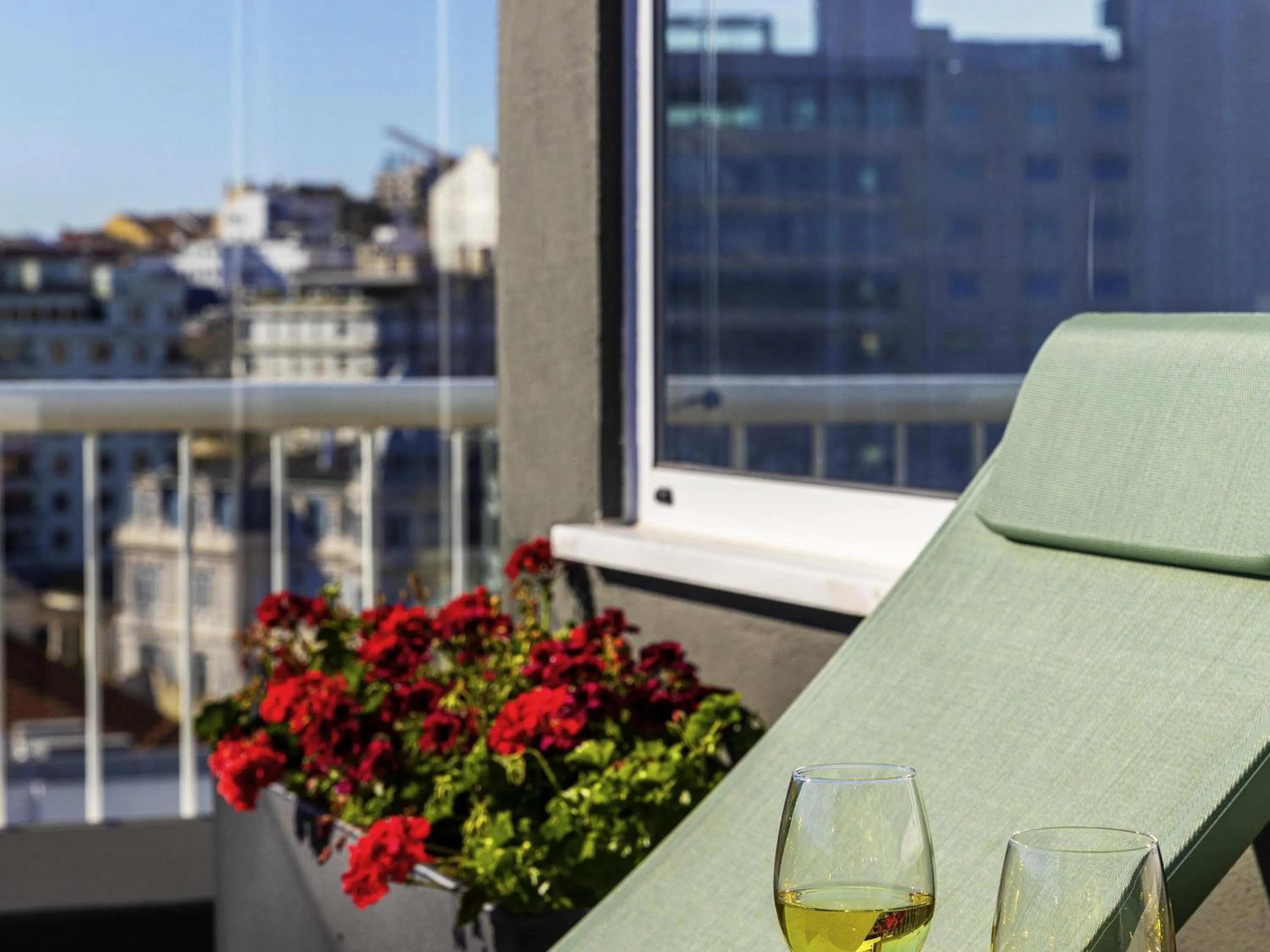 Bedroom in Ibis Styles Lisboa Centro Liberdade NE