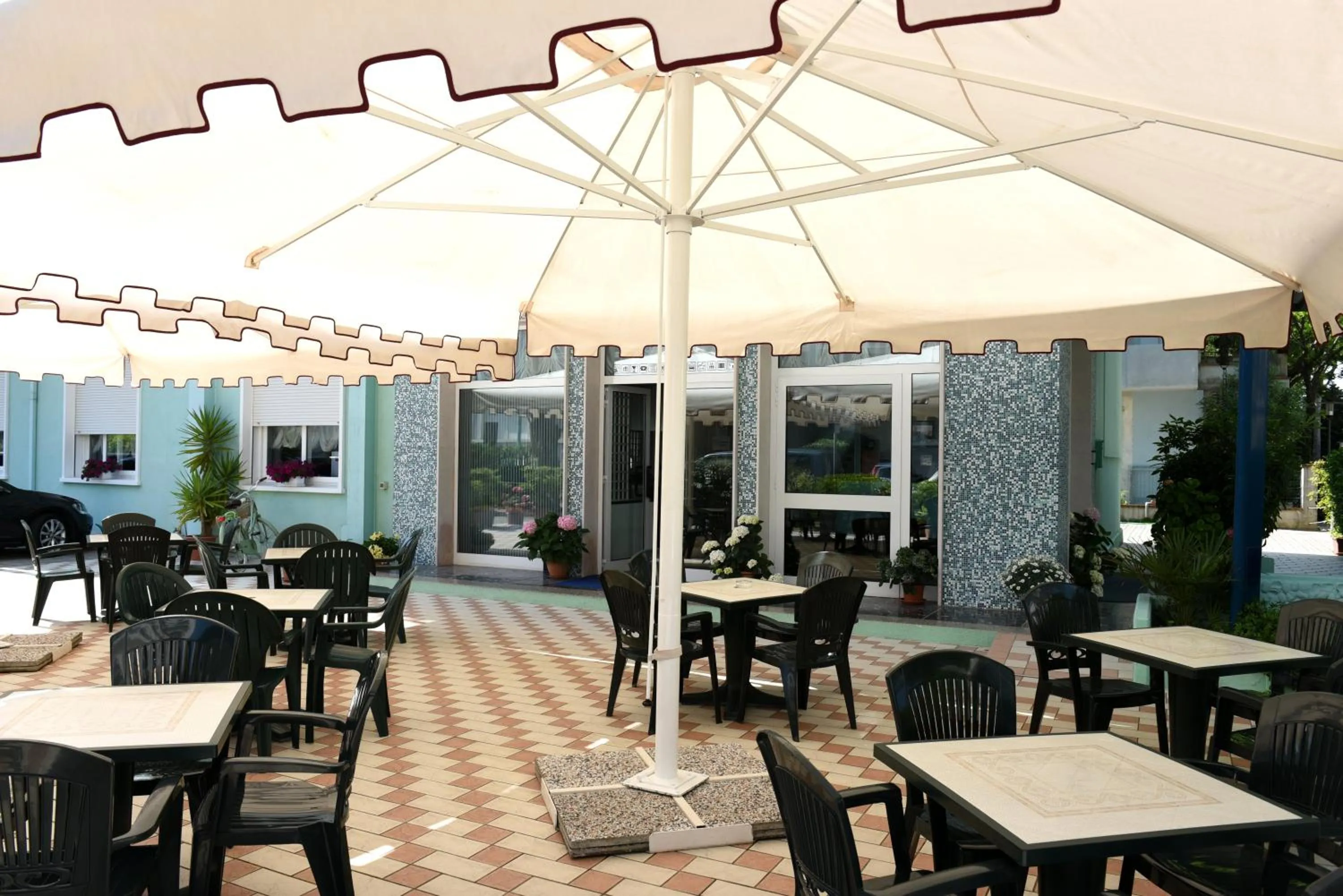Restaurant/places to eat in Hotel Savoia