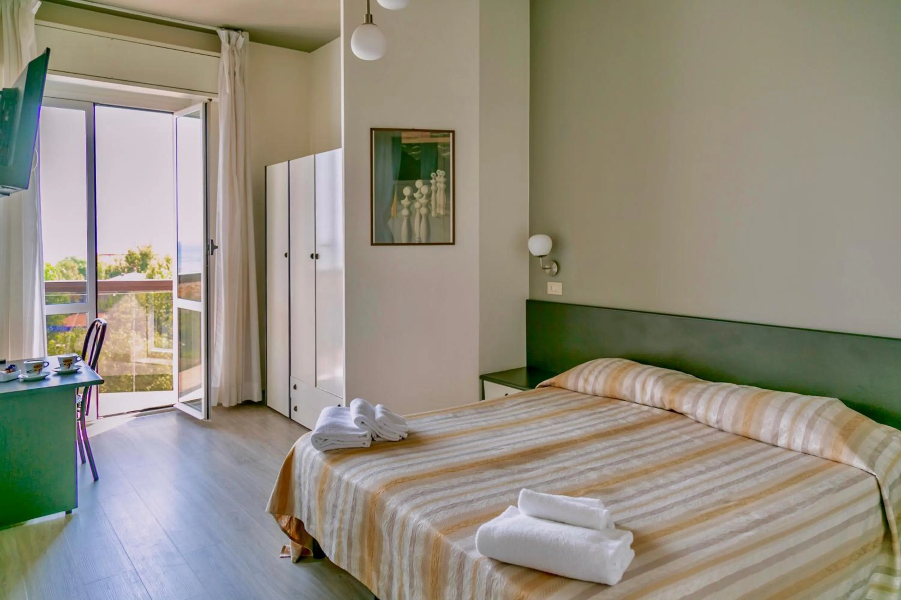 Bedroom, Bed in Hotel Airone