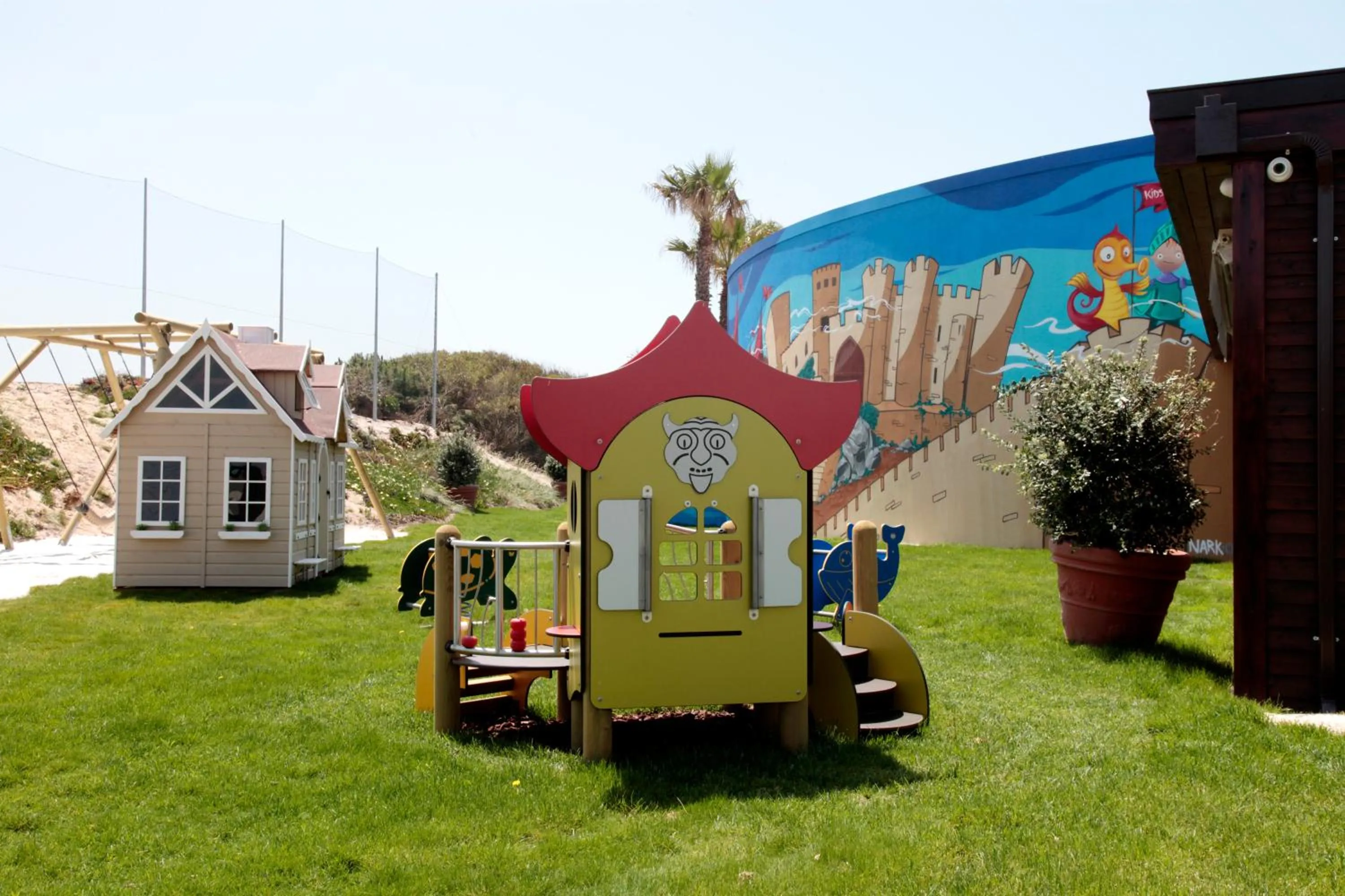 Off site in Praia D'El Rey Marriott Golf & Beach Resort