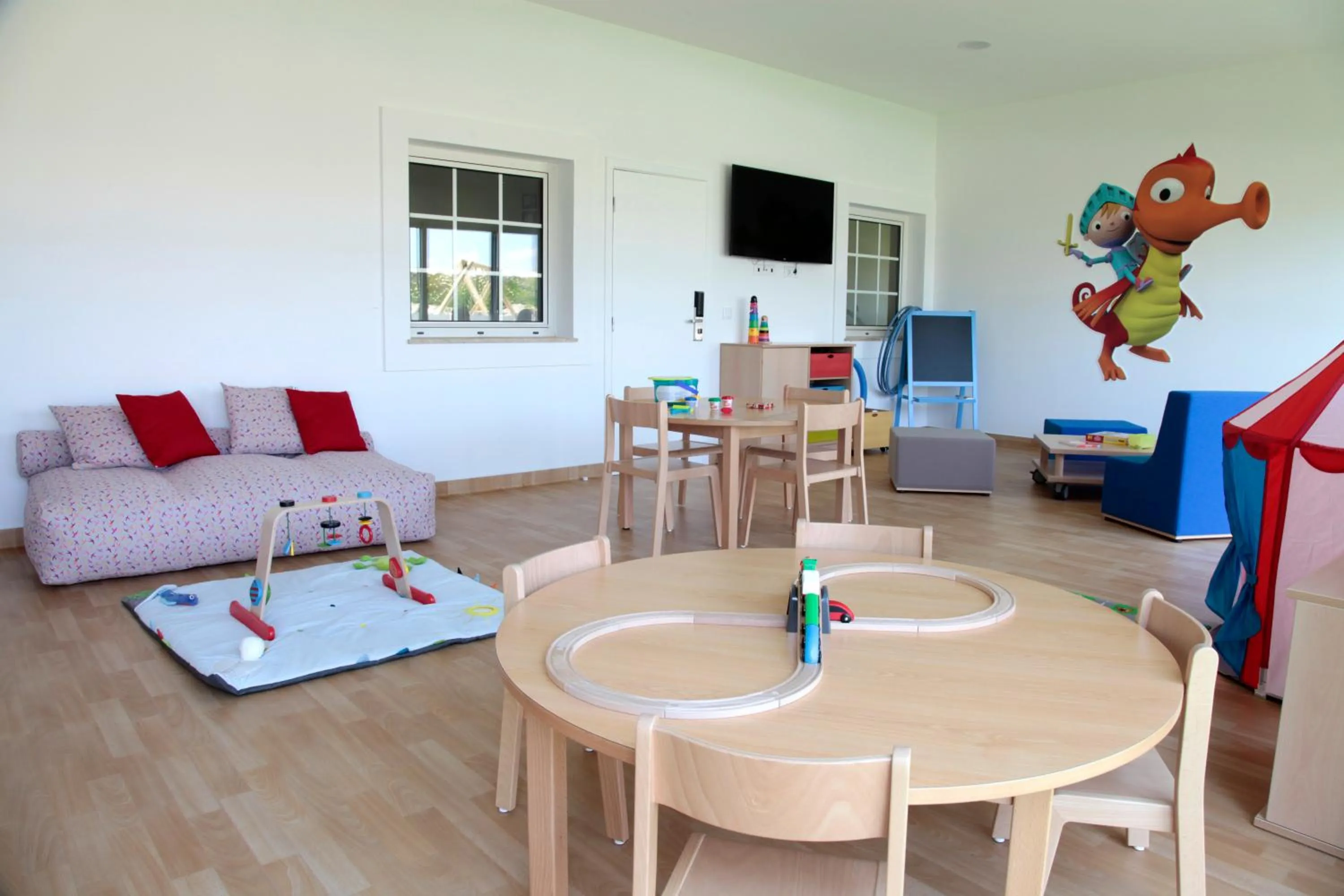 Kids's club in Praia D'El Rey Marriott Golf & Beach Resort