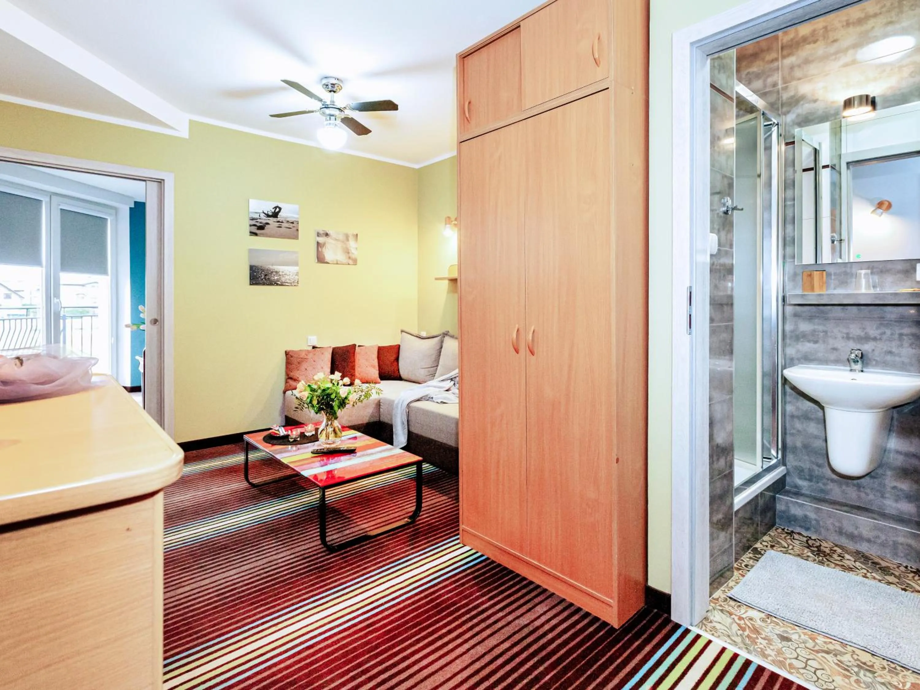 Shower in Willa Luna