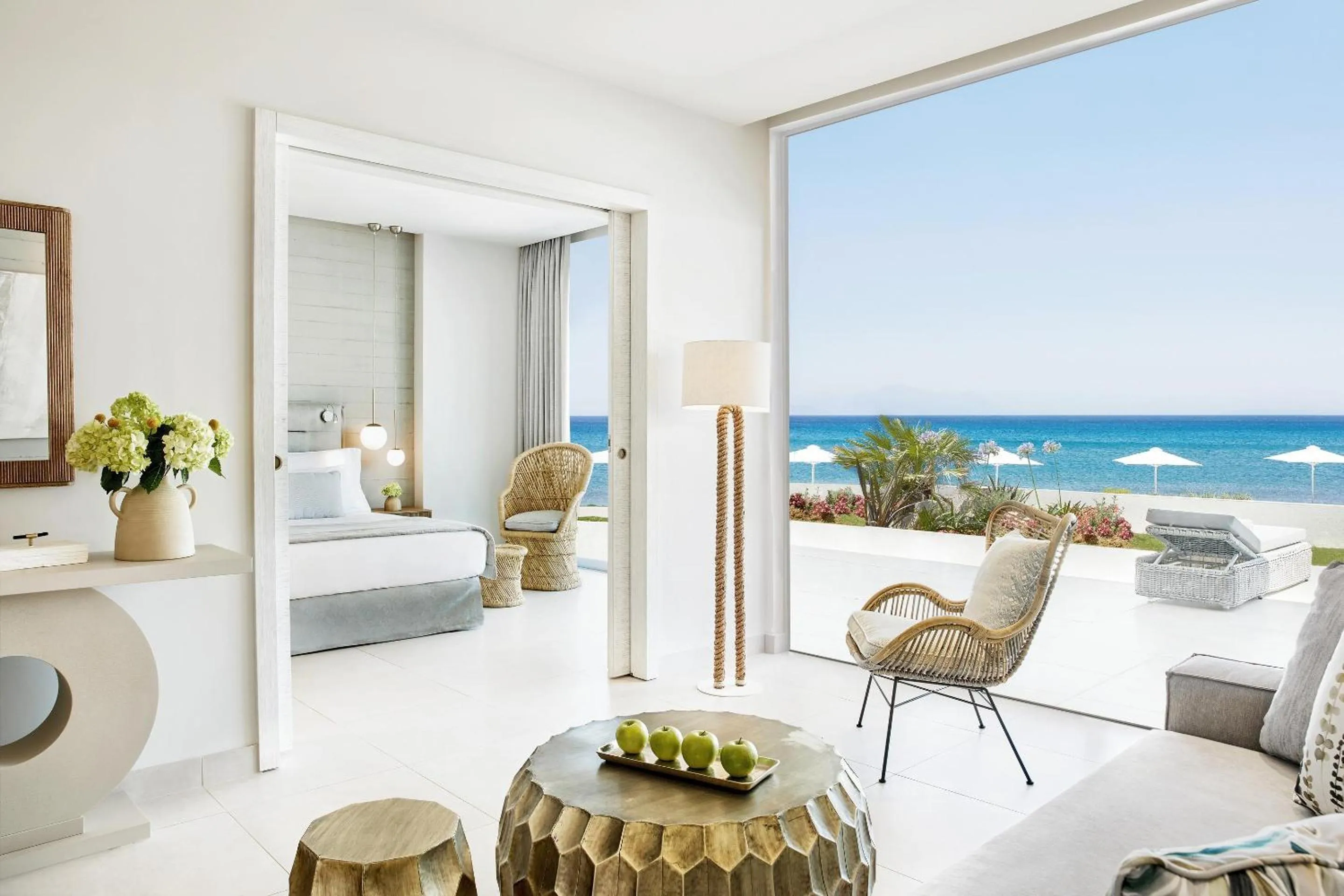 Photo of the whole room in Ikos Aria