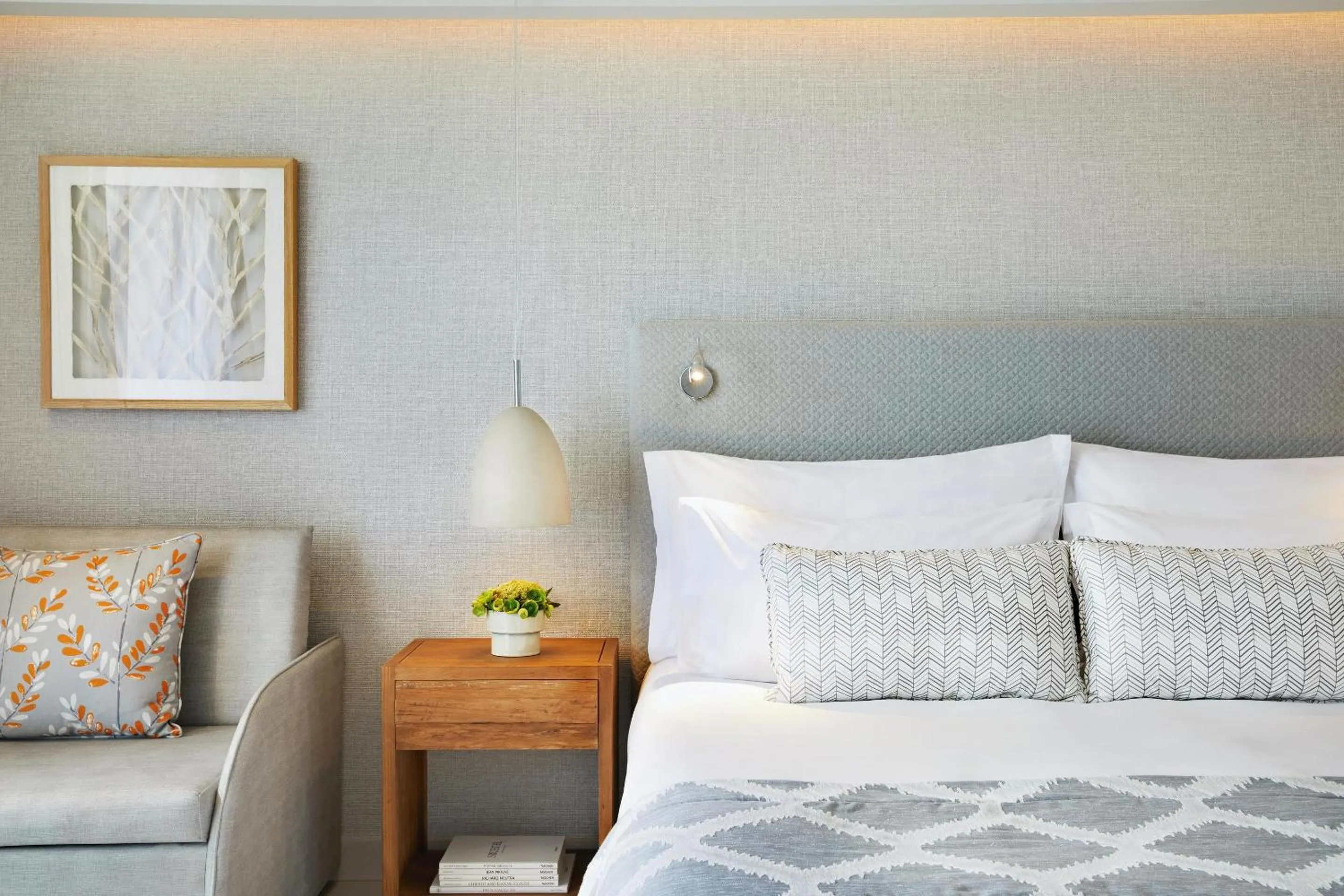 Photo of the whole room, Bed in Ikos Aria