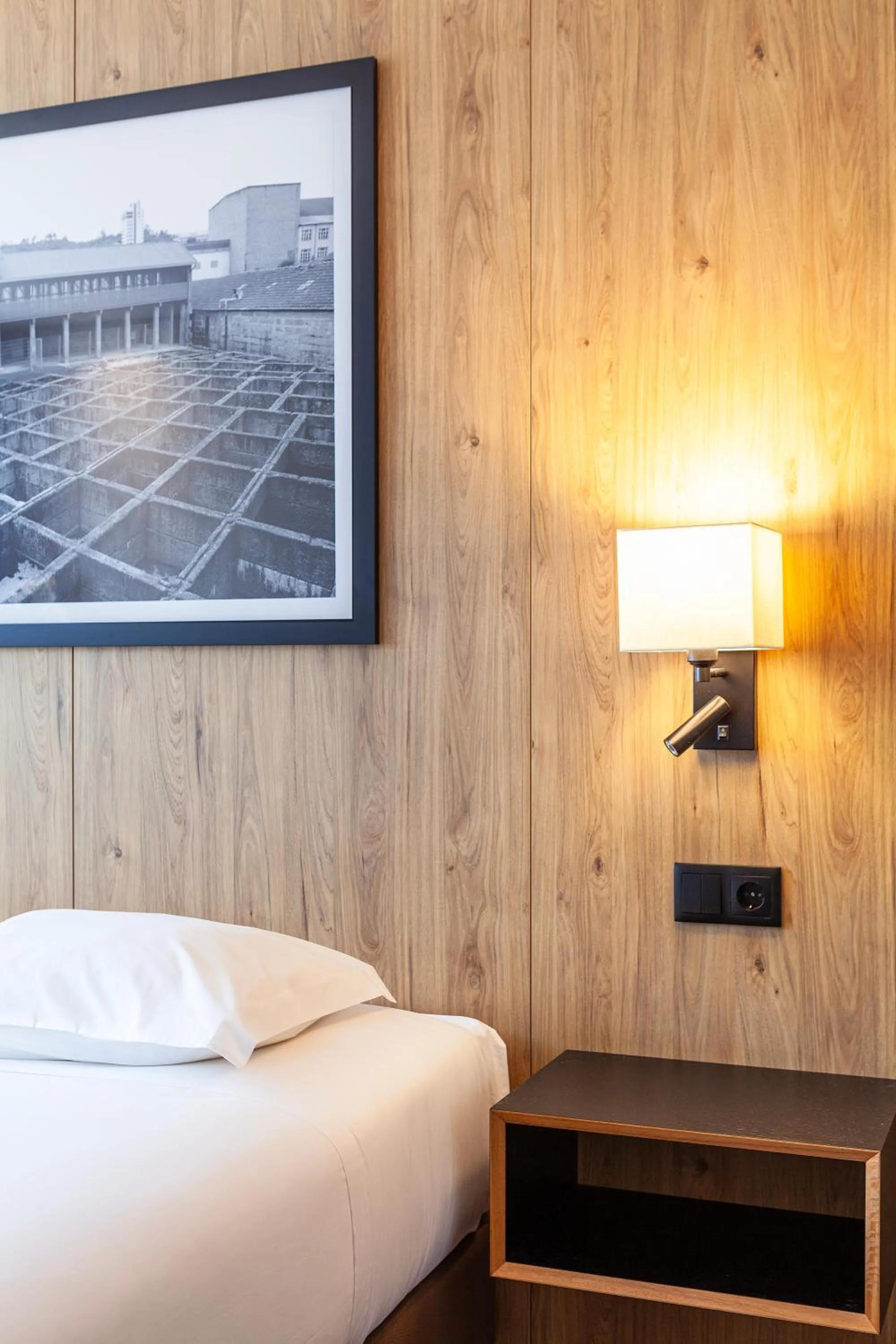 Bedroom, Bed in Hotel Fundador