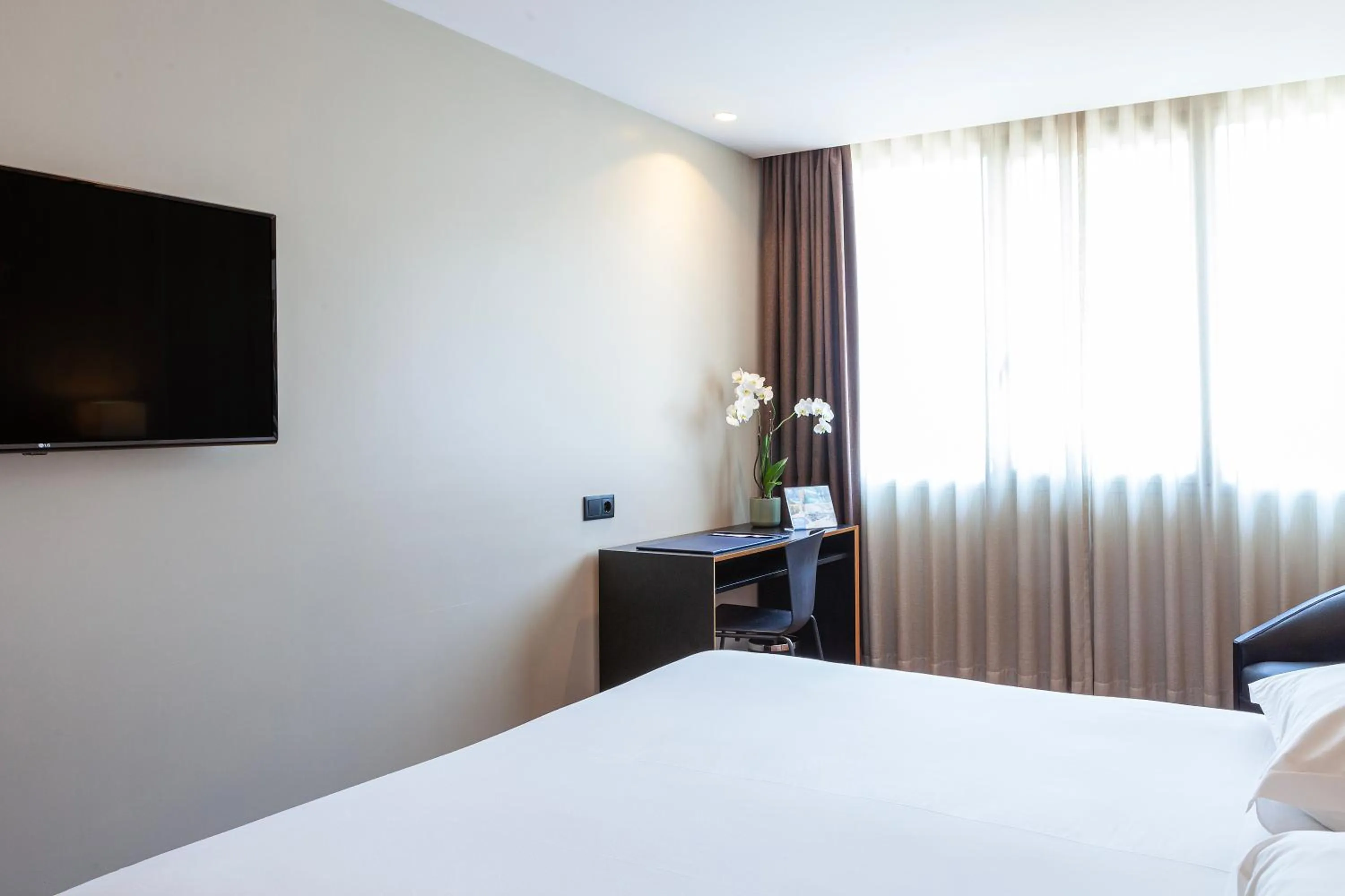 Bedroom, Bed in Hotel Fundador