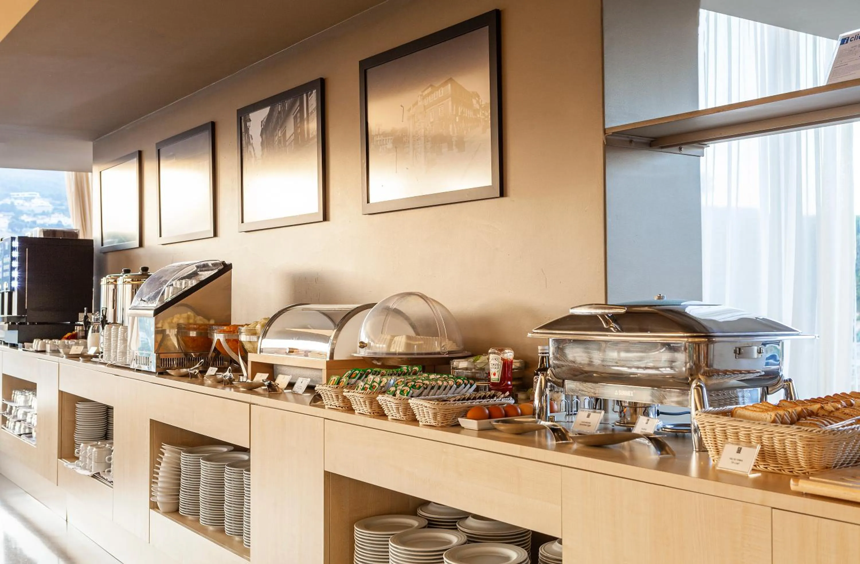 Breakfast in Hotel Fundador