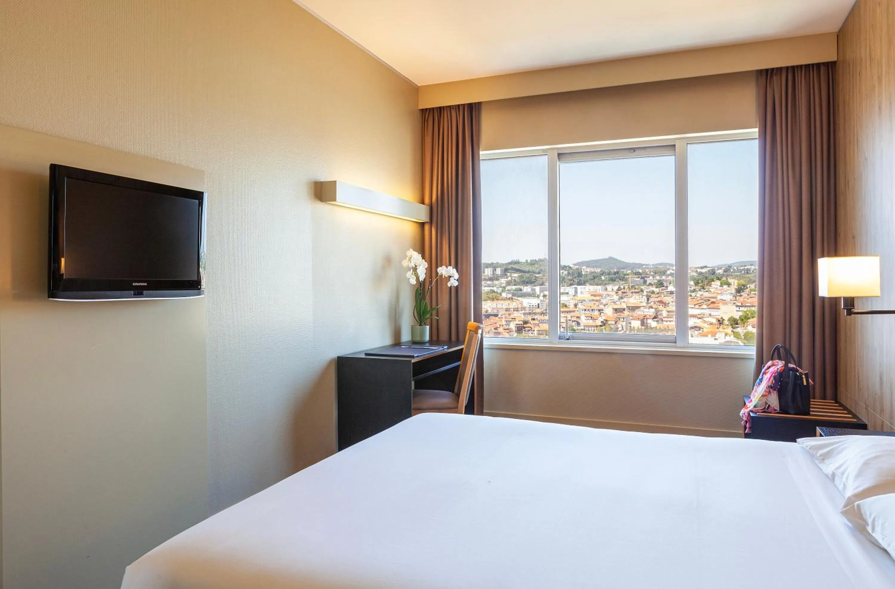 Bedroom, Bed in Hotel Fundador