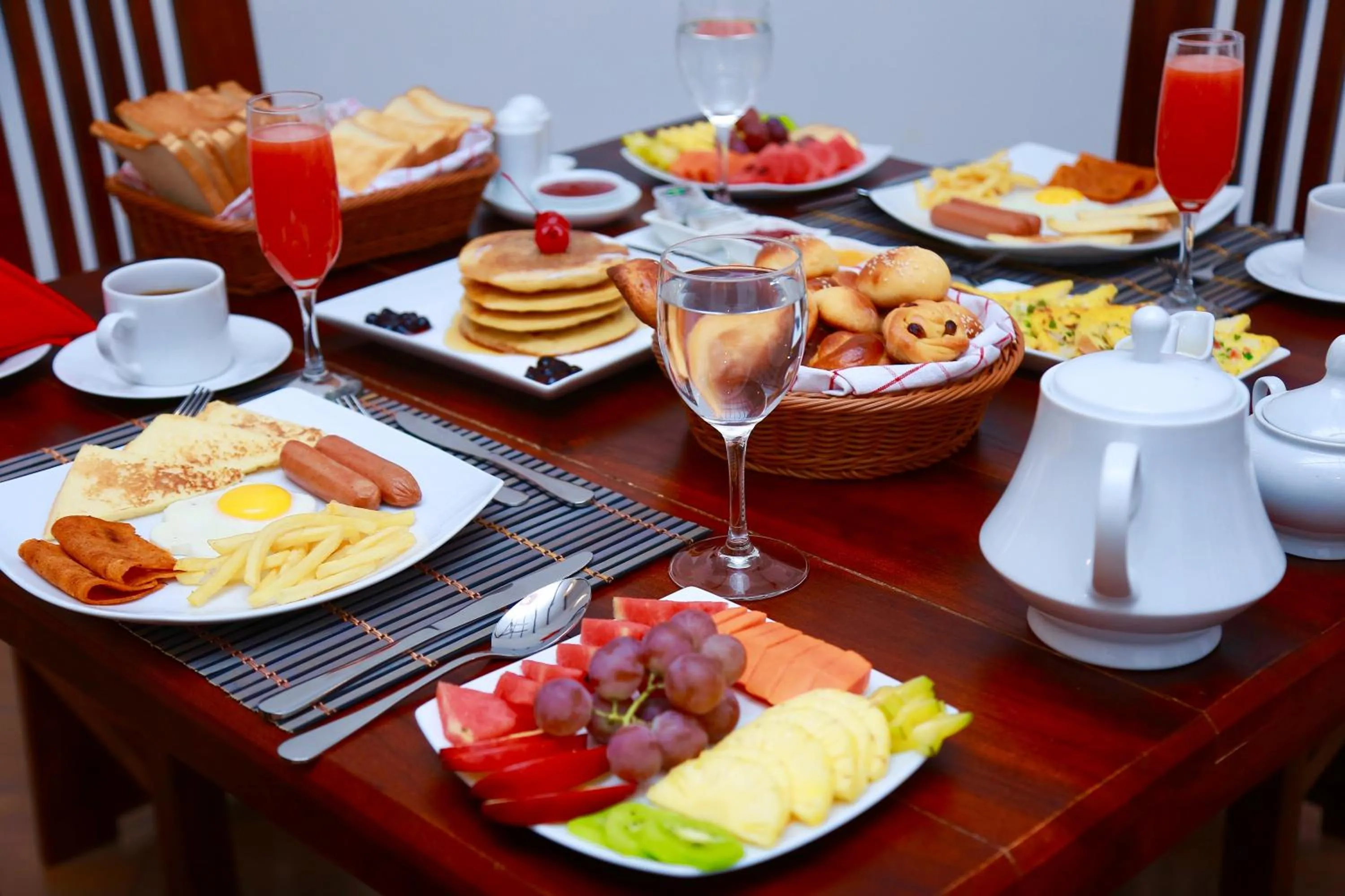 Breakfast in Avonil Resort Yala