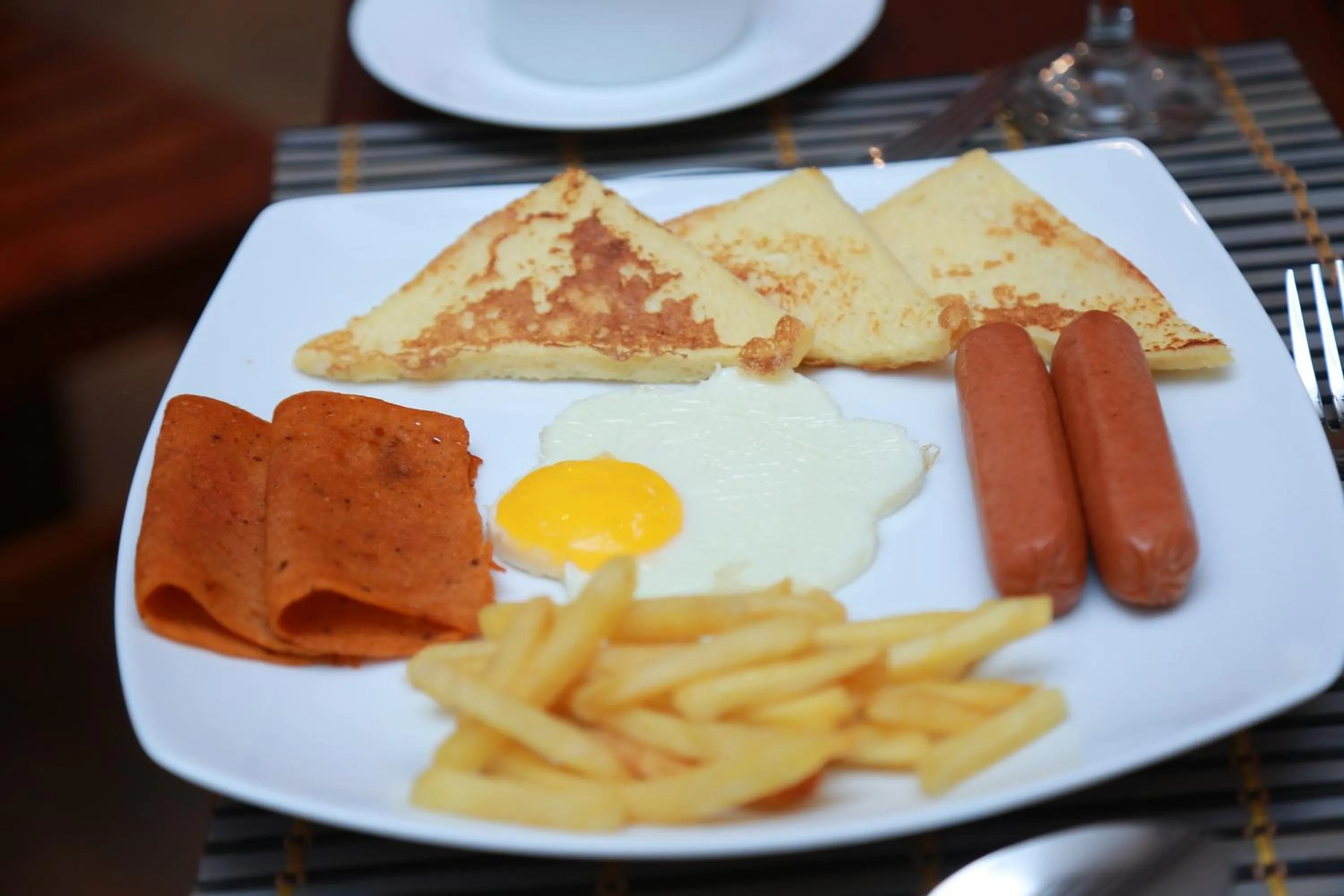 Breakfast in Avonil Resort Yala